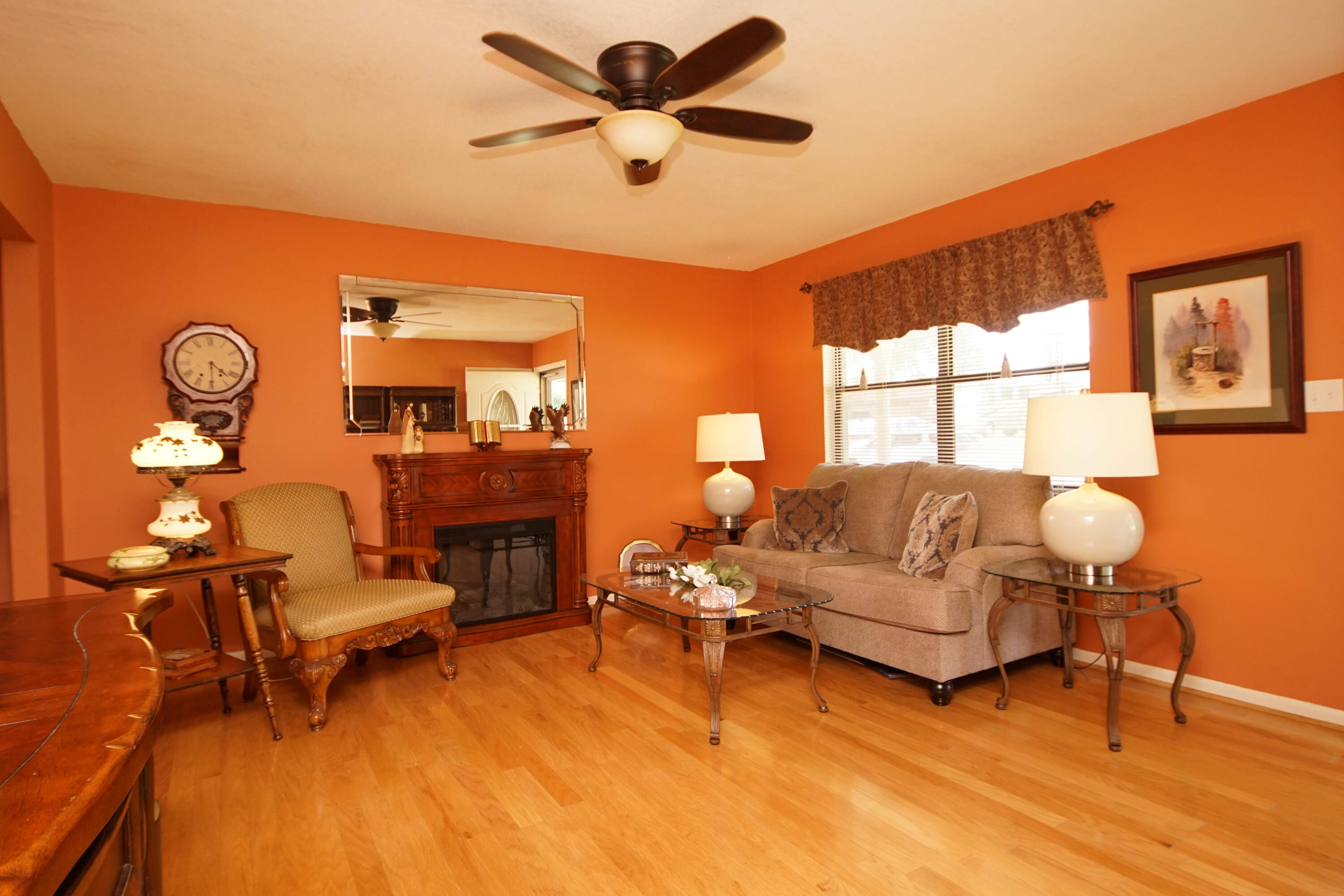 VICTORIA GARDENS 1 - Residential