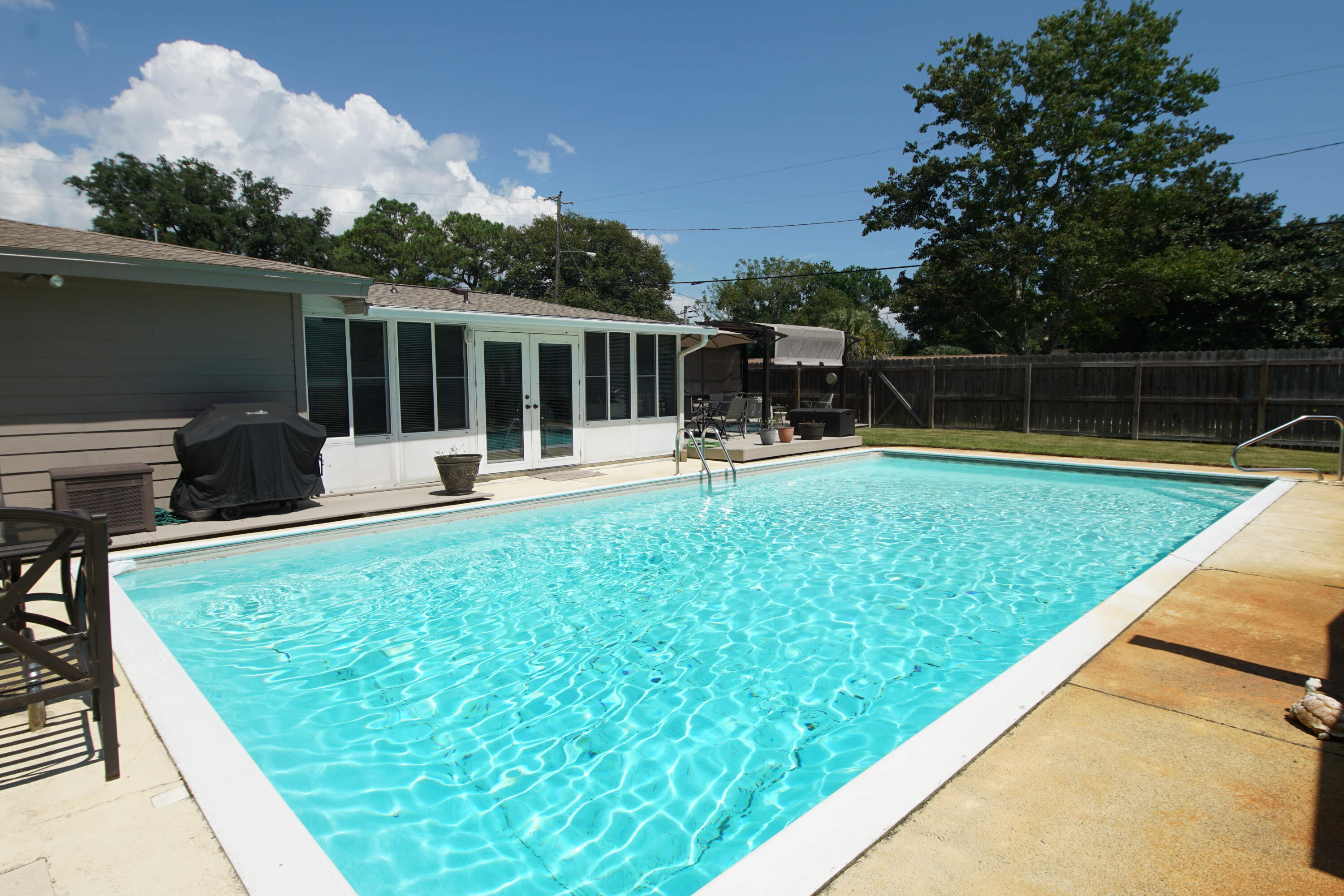 VICTORIA GARDENS 1 - Residential