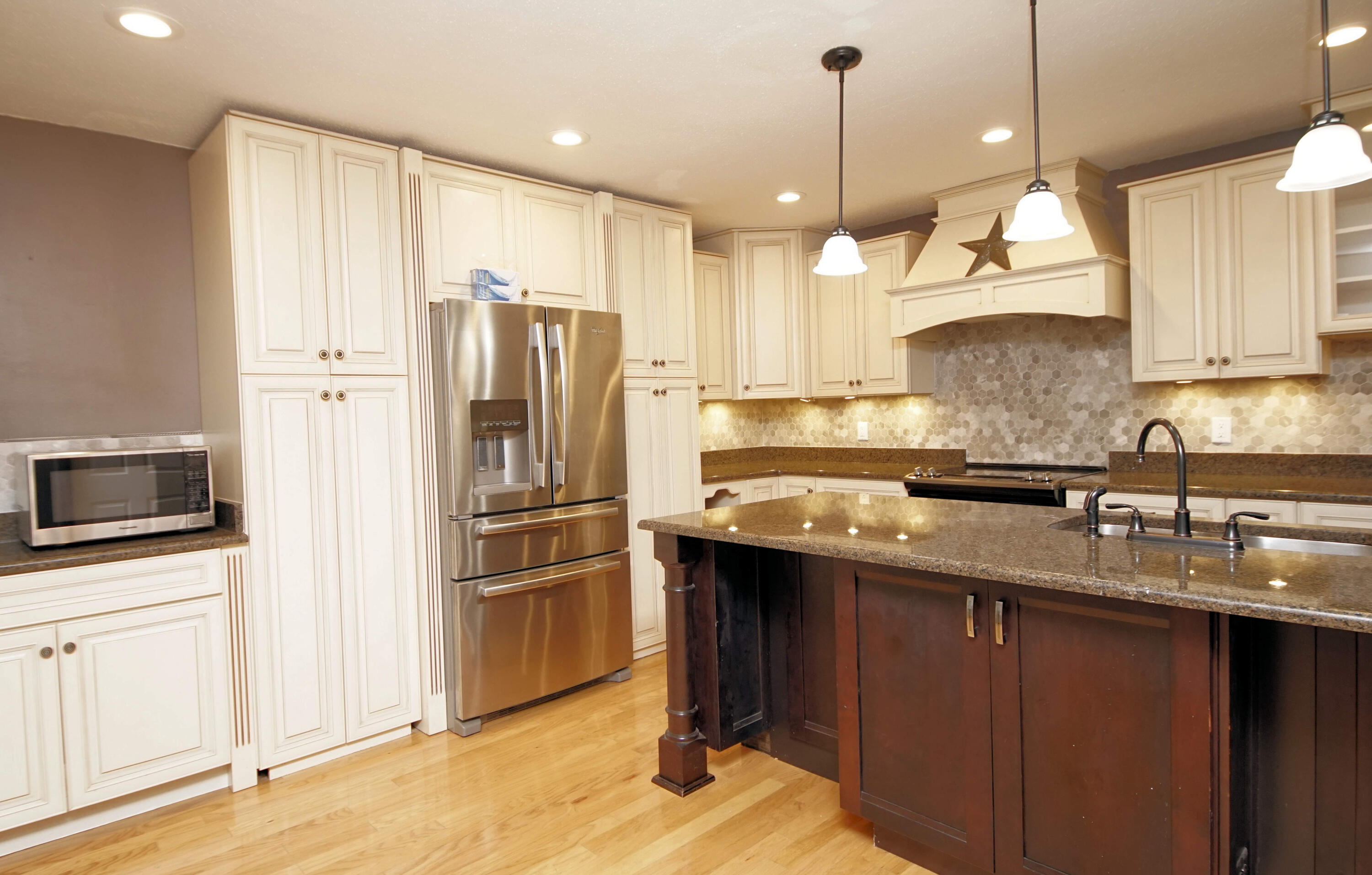 VICTORIA GARDENS 1 - Residential