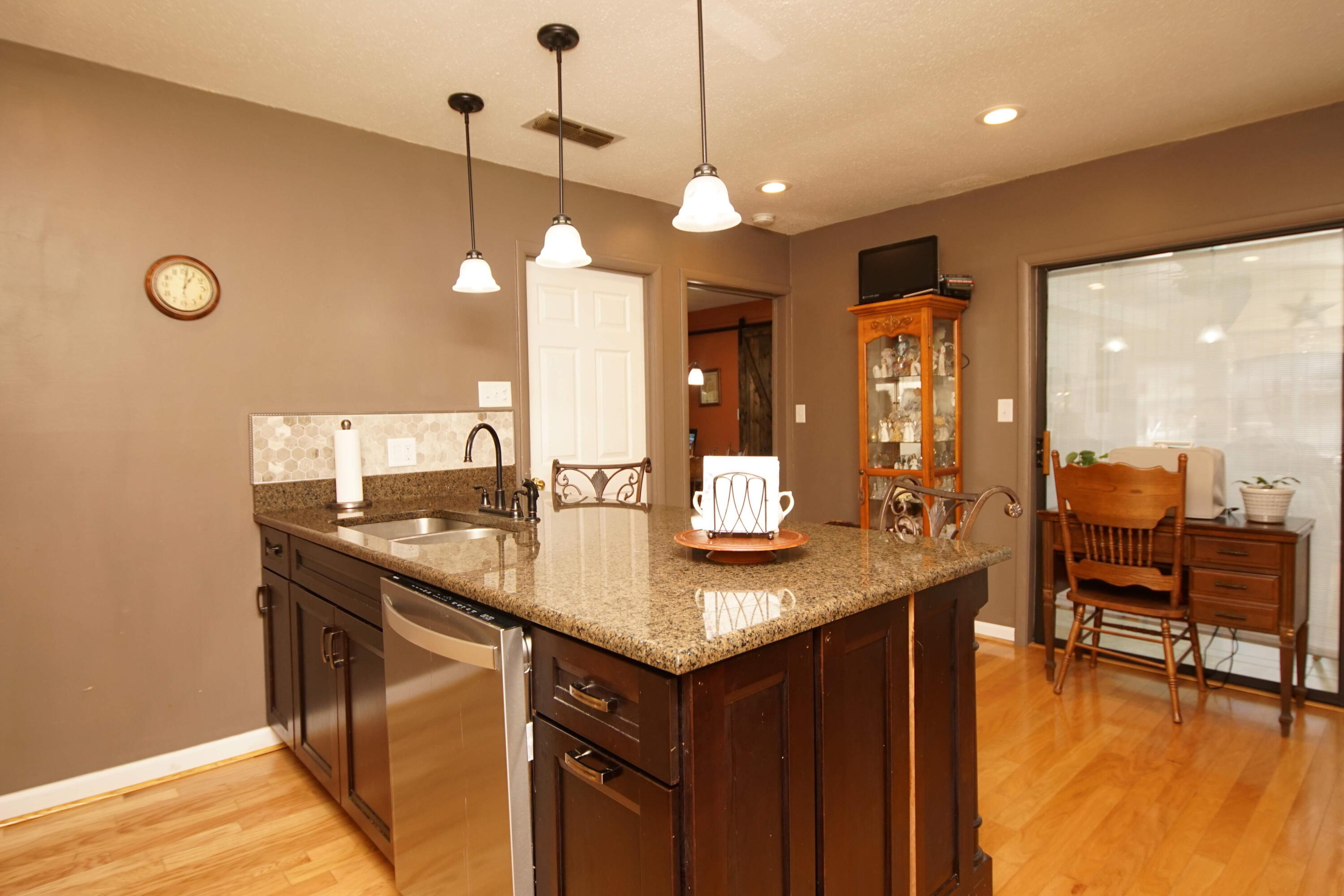 VICTORIA GARDENS 1 - Residential