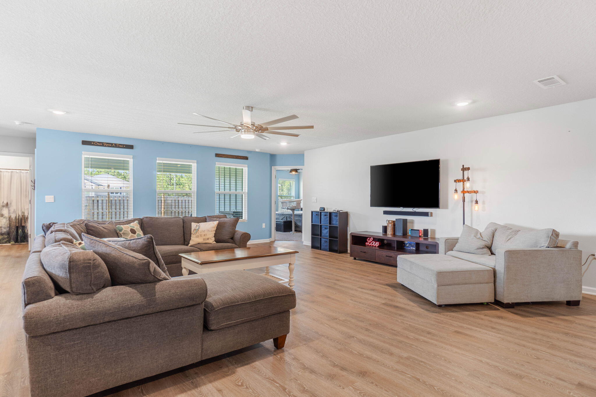 TIMBERLAND RIDGE - Residential