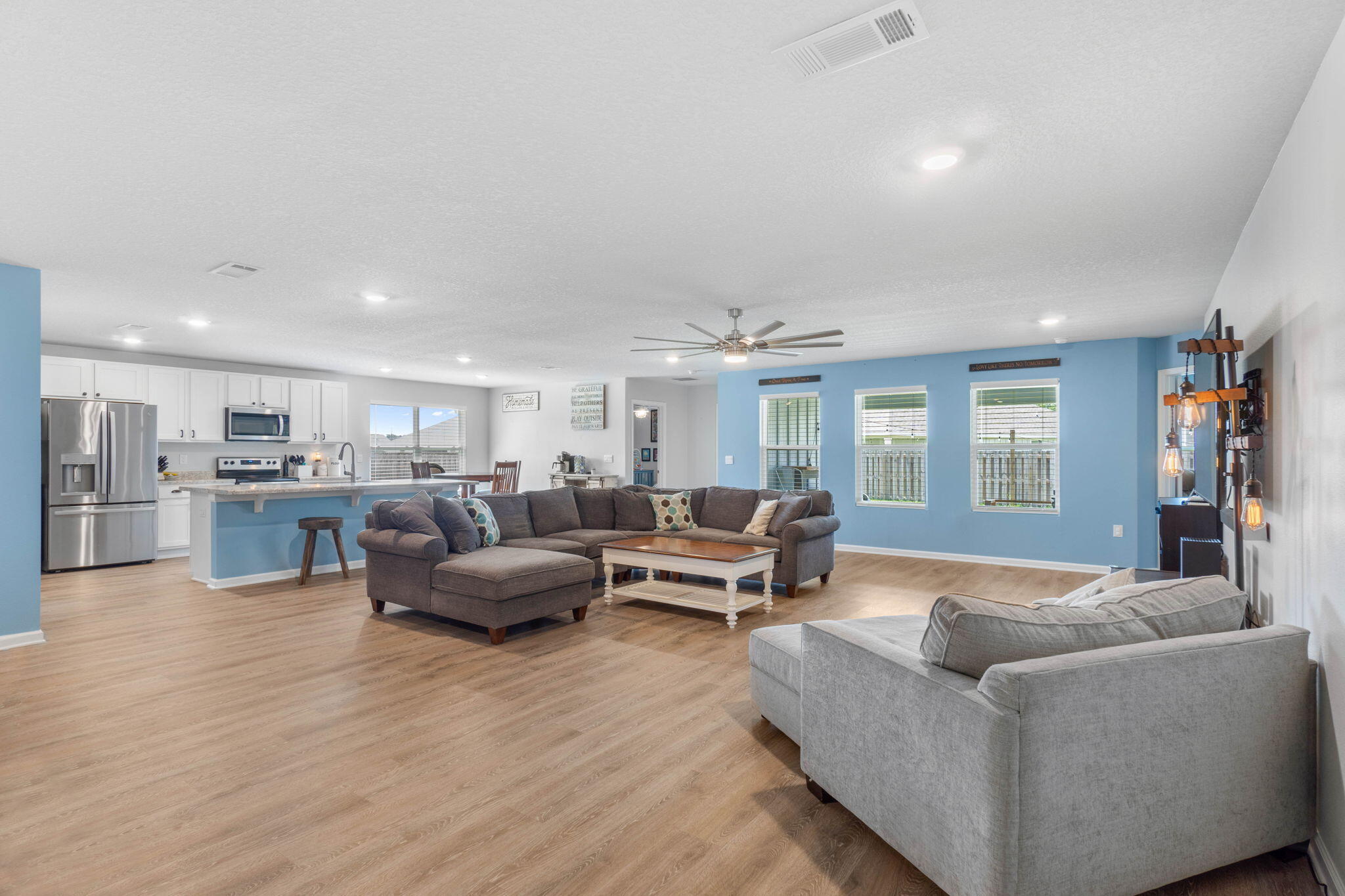 TIMBERLAND RIDGE - Residential