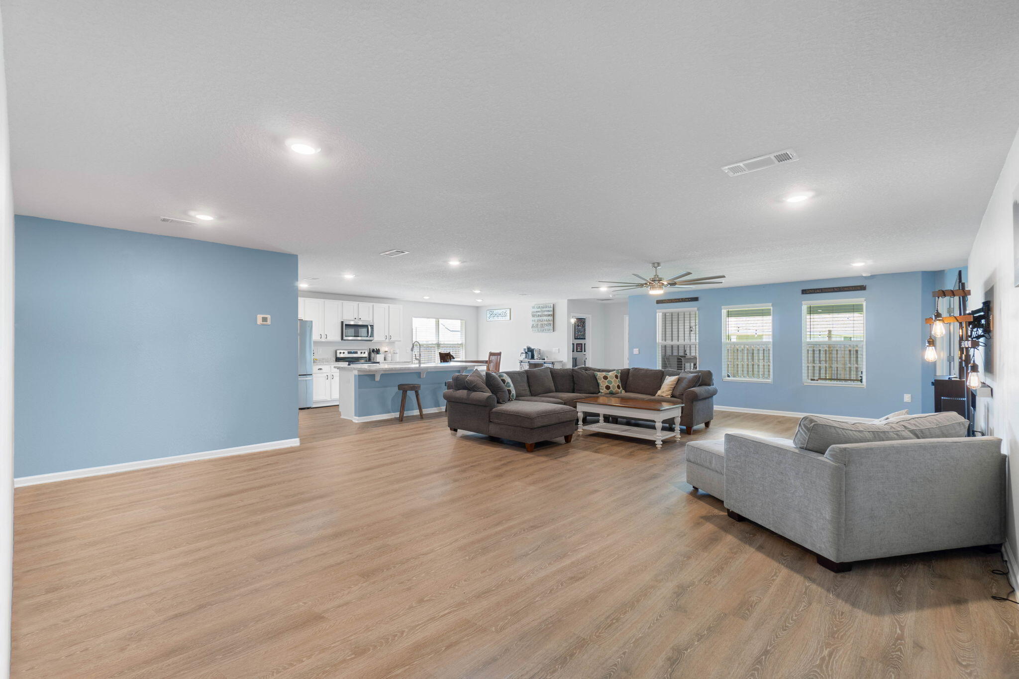 TIMBERLAND RIDGE - Residential