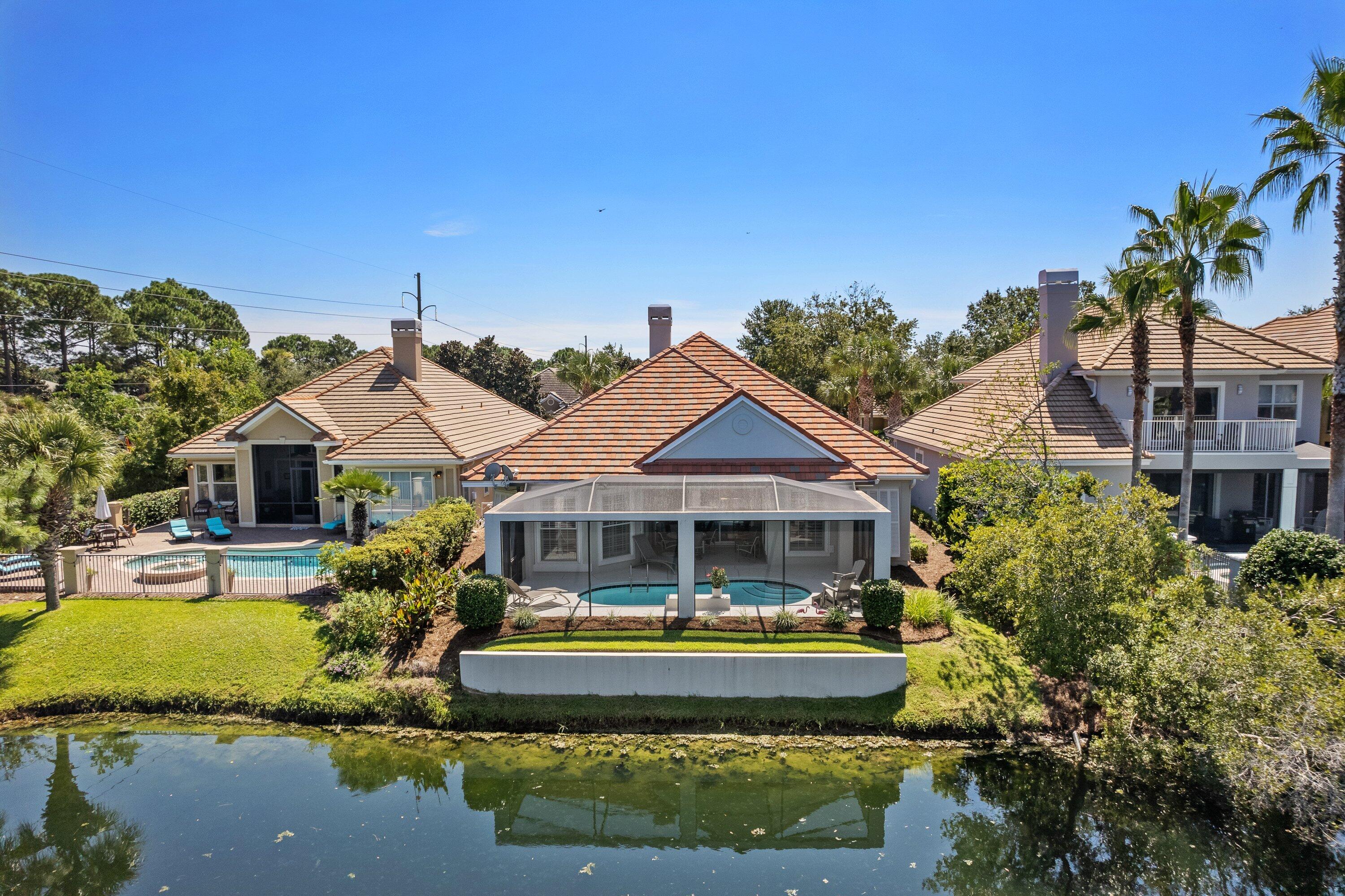 REGATTA BAY PATIO HOMES - Residential
