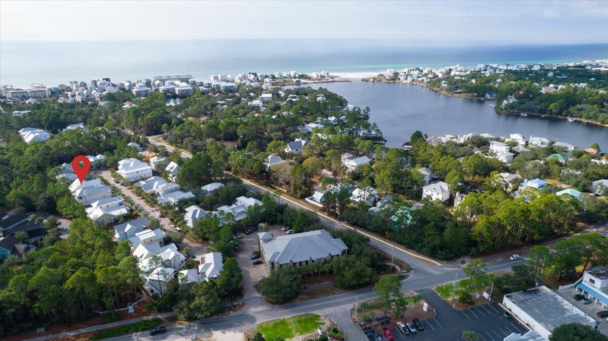 COTTAGES AT EASTERN LAKE - Residential