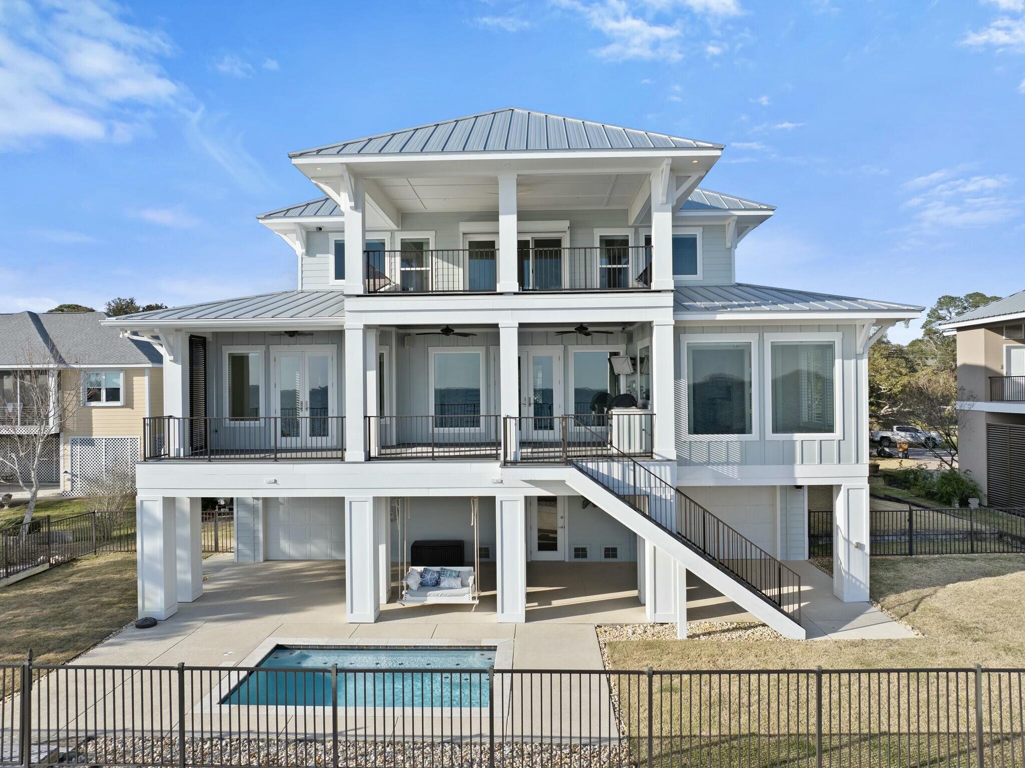 SOUNDSIDE RESUB - Residential