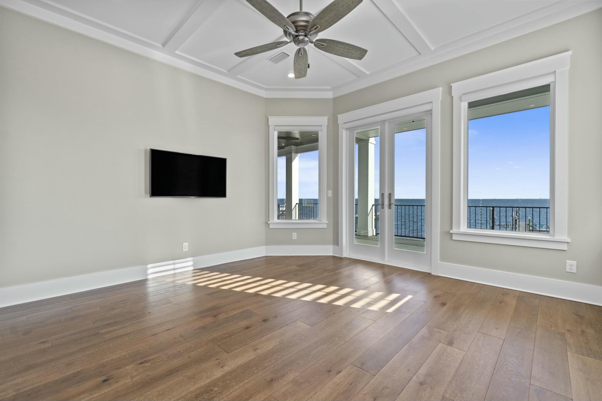 SOUNDSIDE RESUB - Residential