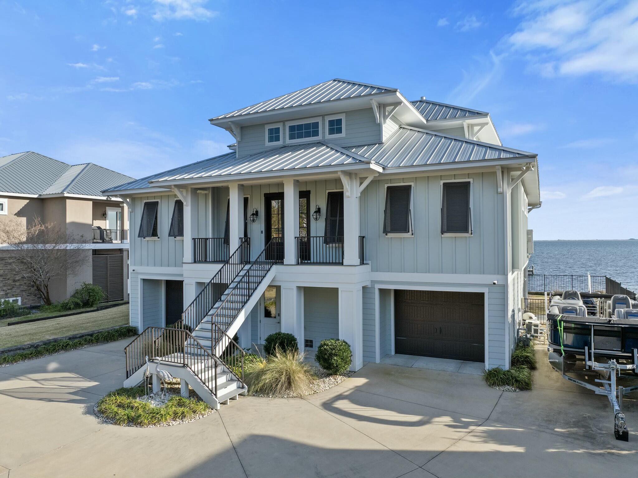 SOUNDSIDE RESUB - Residential