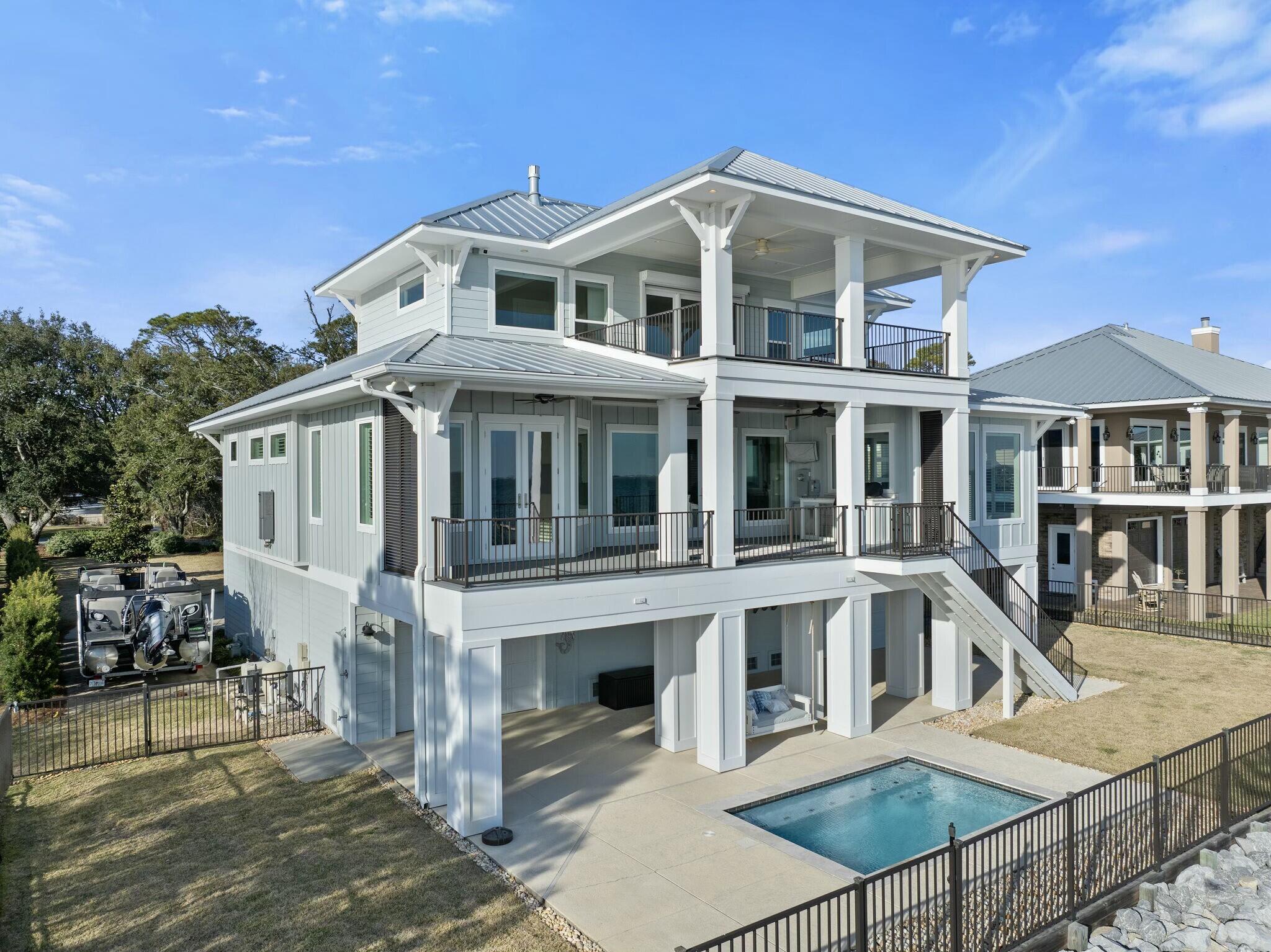 SOUNDSIDE RESUB - Residential