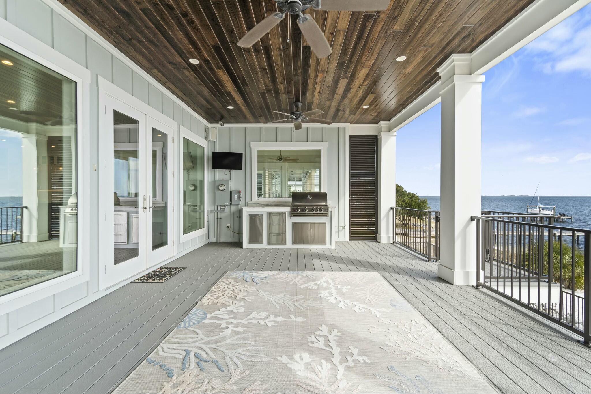 SOUNDSIDE RESUB - Residential