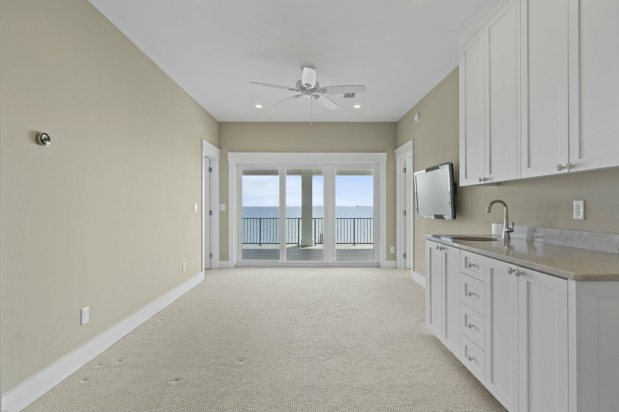 SOUNDSIDE RESUB - Residential