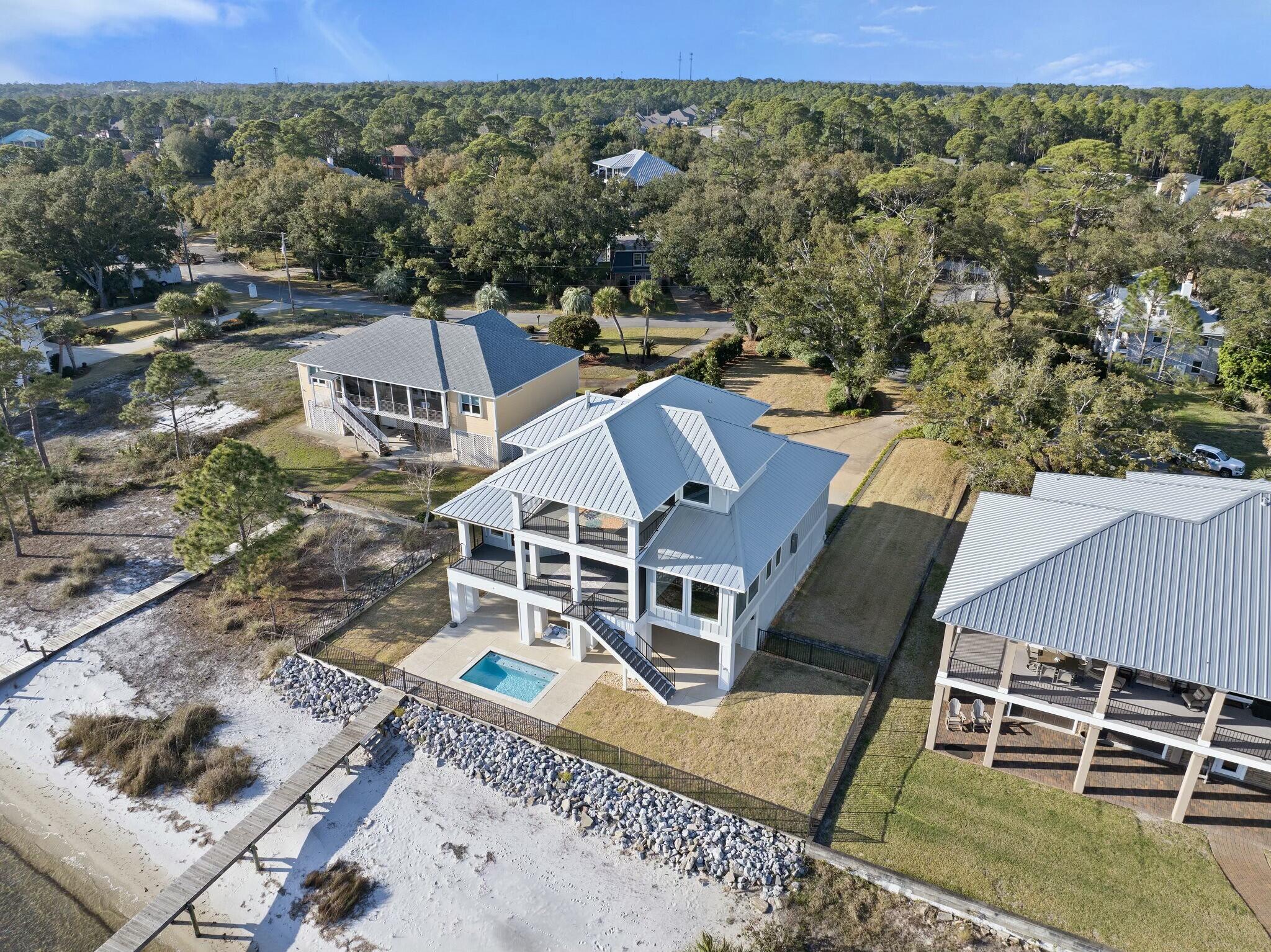 SOUNDSIDE RESUB - Residential