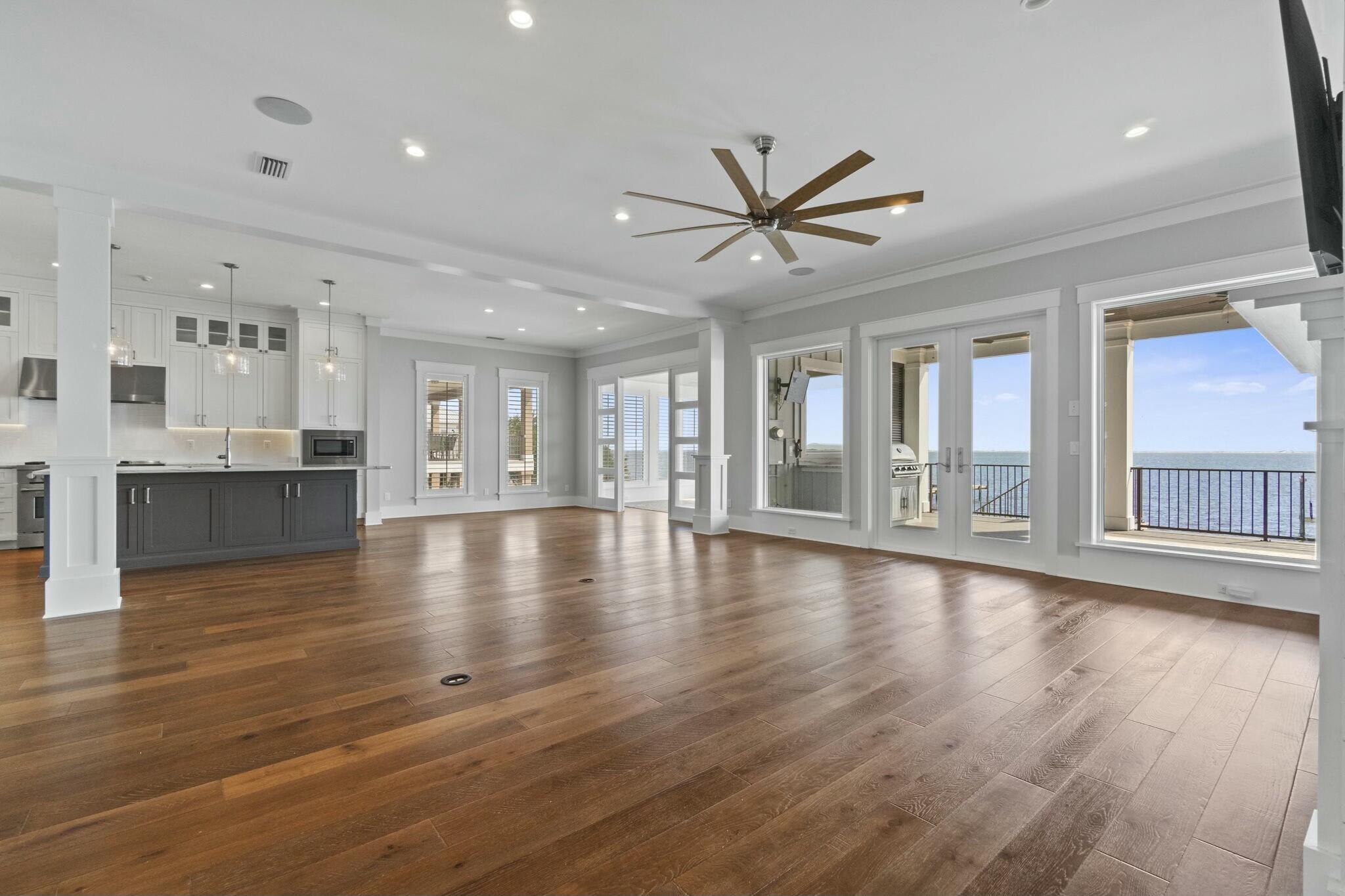 SOUNDSIDE RESUB - Residential