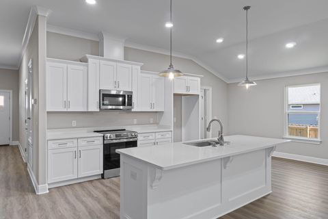 8405 Sevilla Street Navarre FL 32566