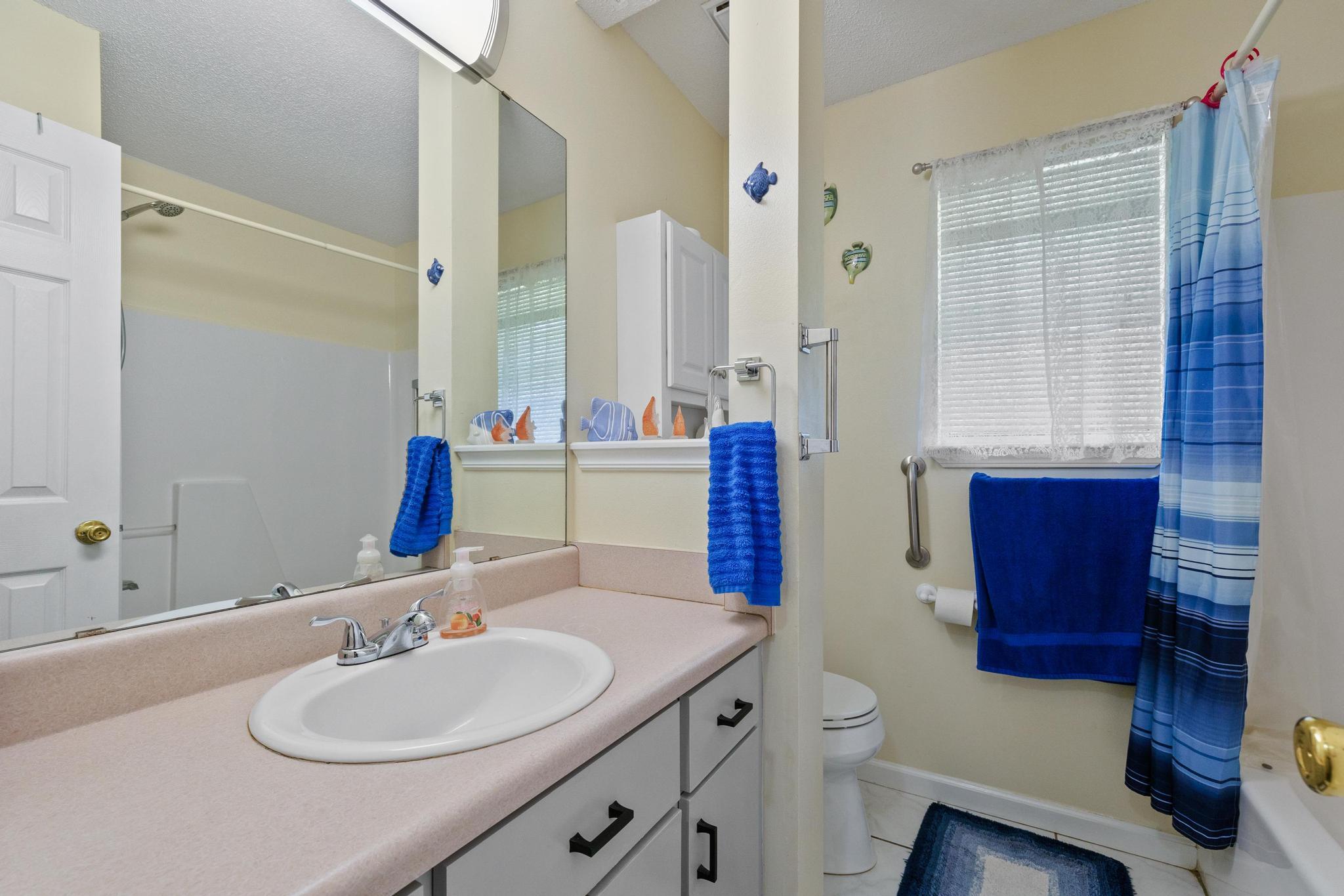 POLYNESIAN ISLANDS - Residential