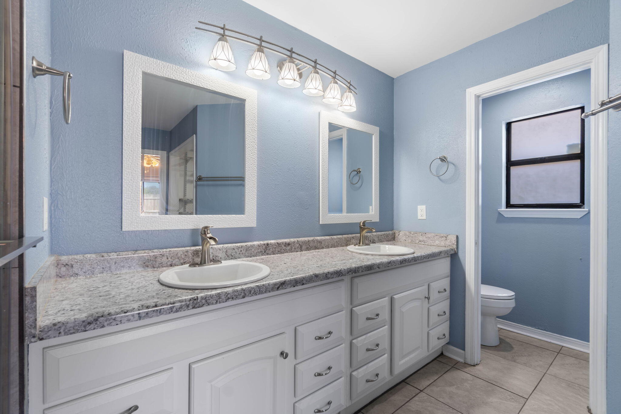 WINDMILL TERRACE - Residential