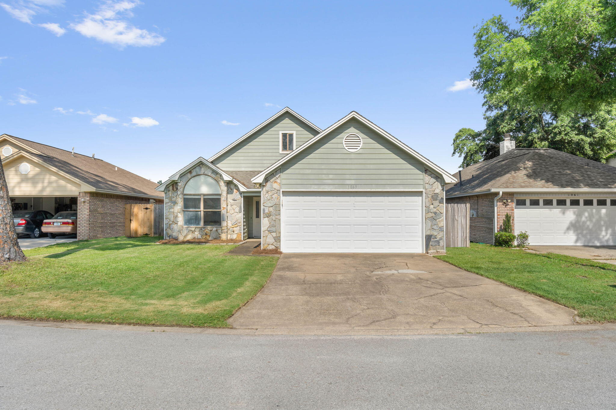 WINDMILL TERRACE - Residential