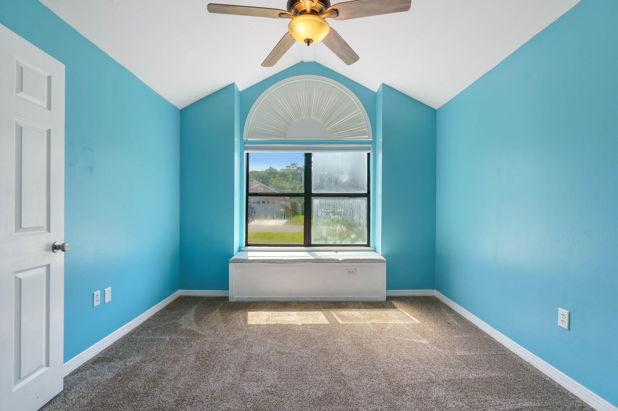 WINDMILL TERRACE - Residential