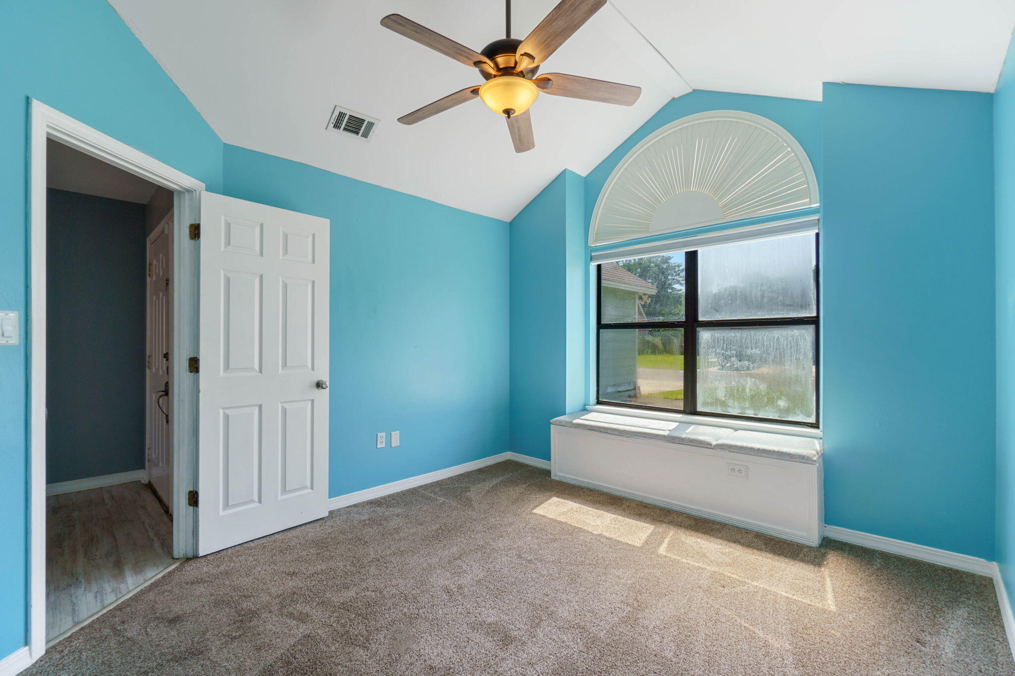 WINDMILL TERRACE - Residential