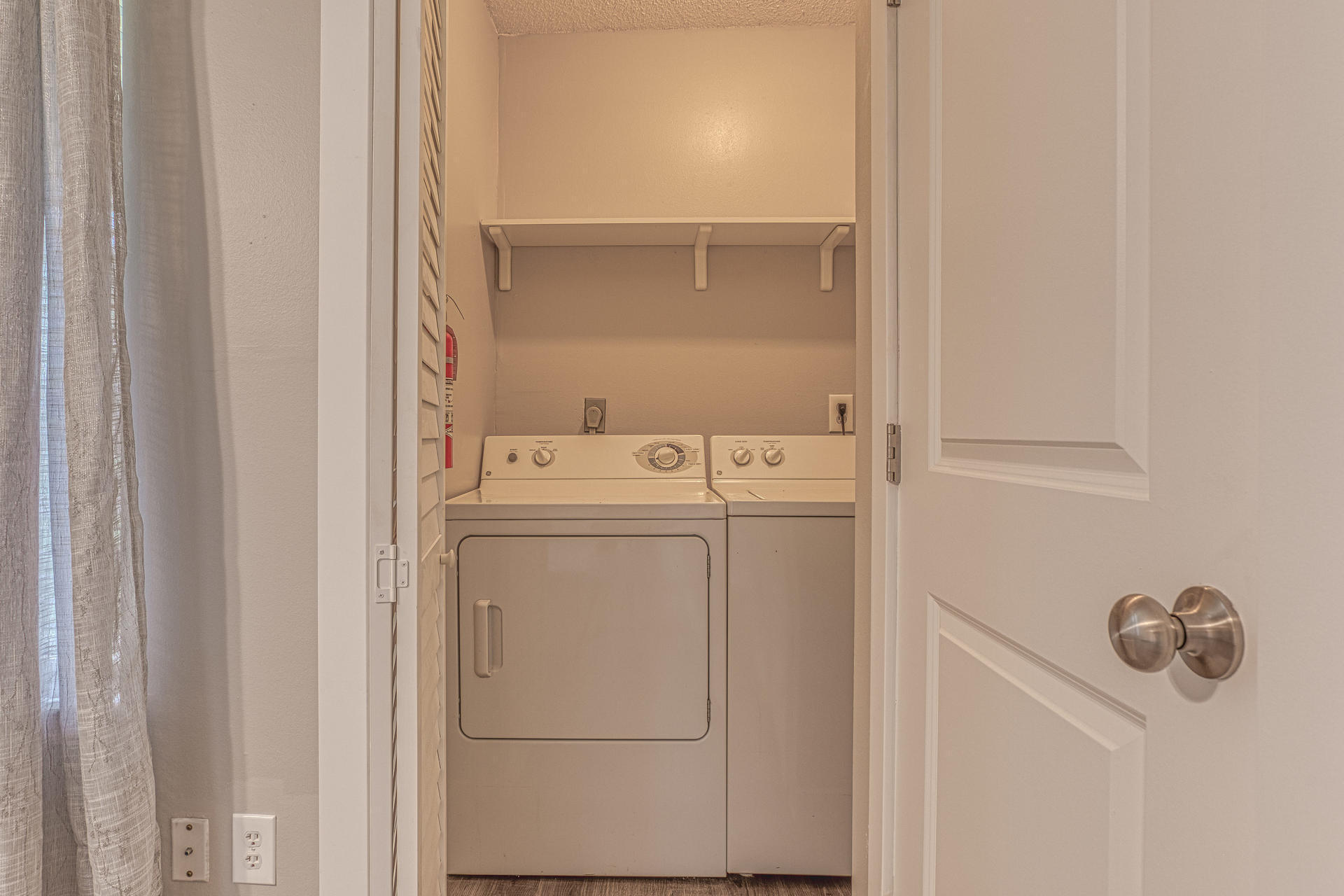 SANDPRINTS CONDO - Residential