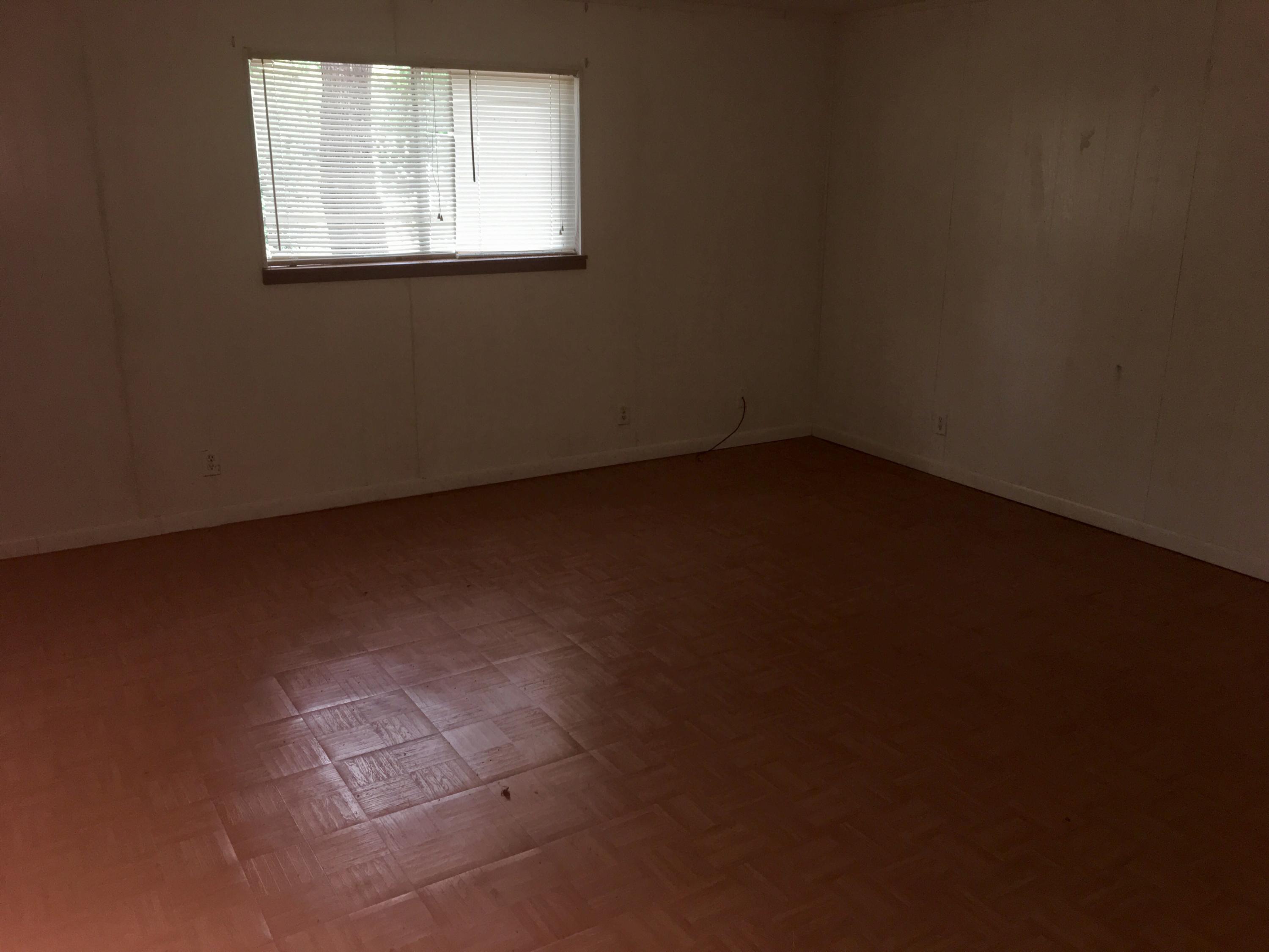 ROSEMONT S/D LOT 1 BLK F - Residential