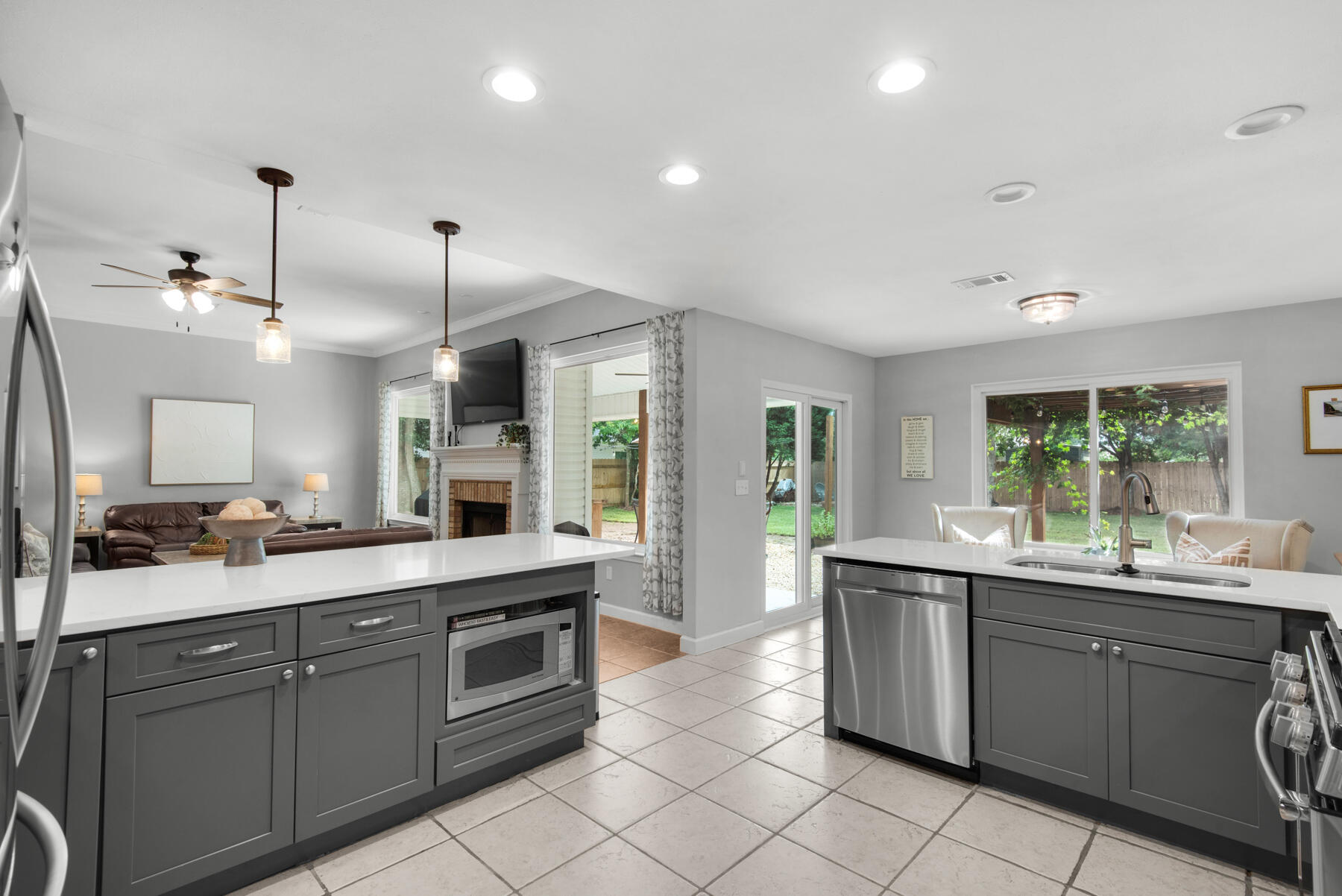 BRISTOL VILLAGE RAINTREE ESTATES - Residential