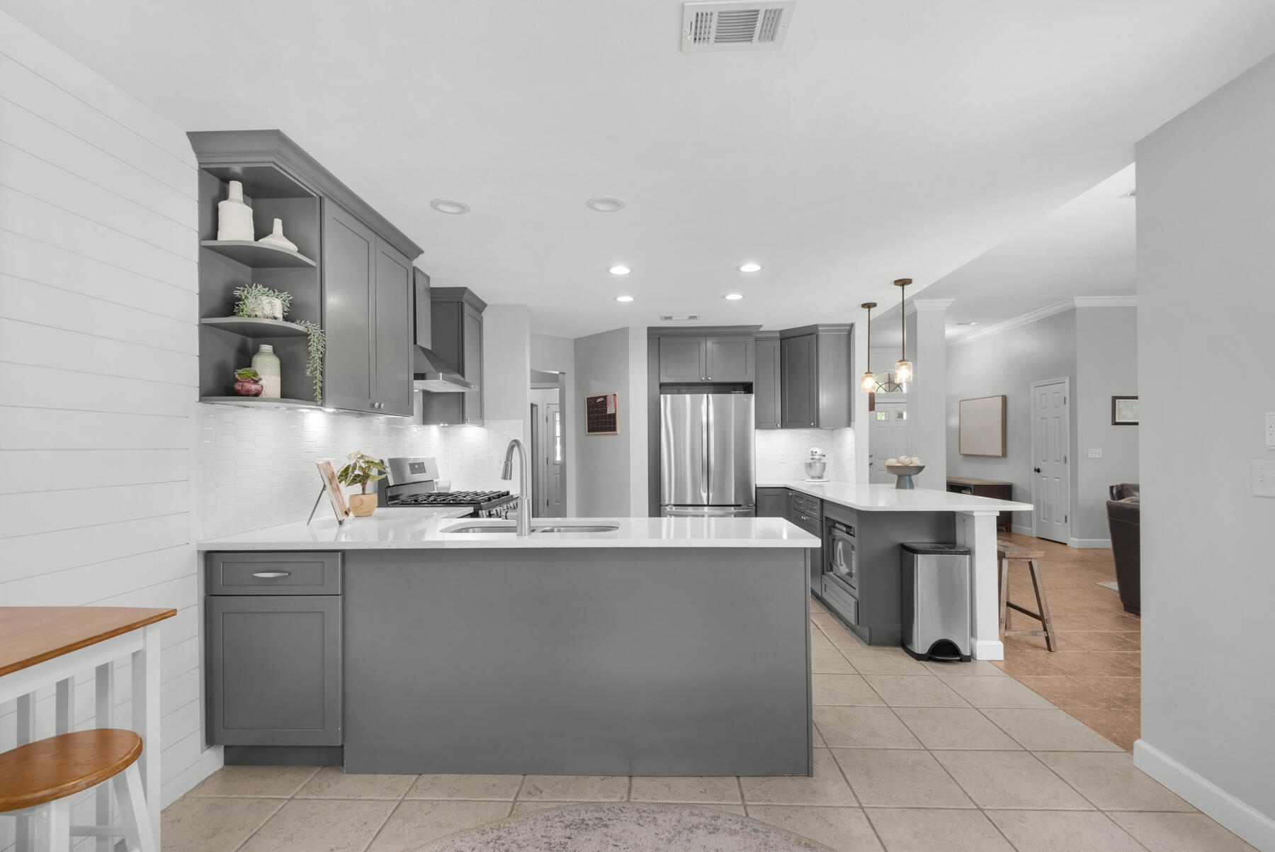 BRISTOL VILLAGE RAINTREE ESTATES - Residential