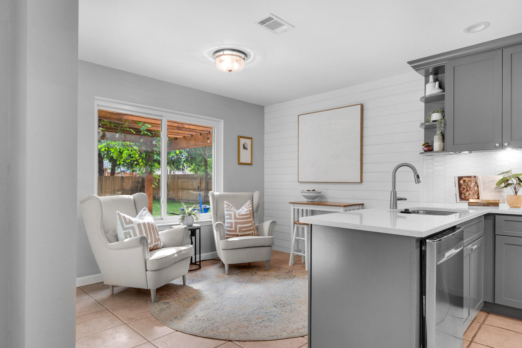 BRISTOL VILLAGE RAINTREE ESTATES - Residential