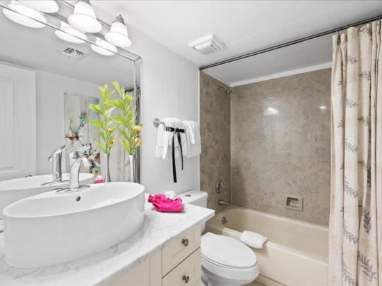 LINKSIDE VILLAGE UNIT 1 - Residential Lease