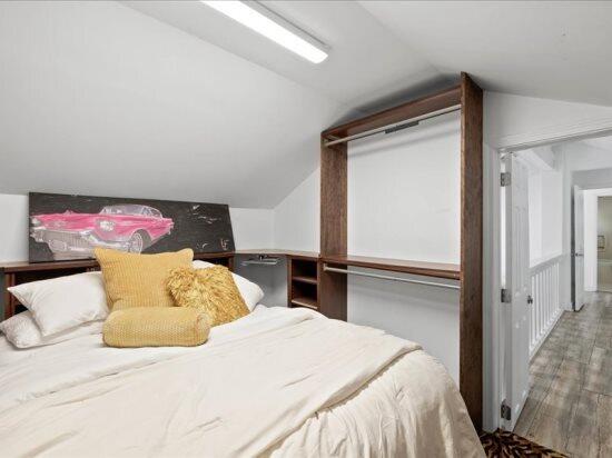 LINKSIDE VILLAGE UNIT 1 - Residential Lease