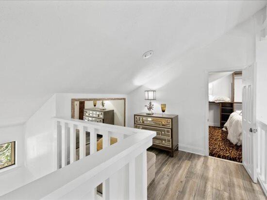 LINKSIDE VILLAGE UNIT 1 - Residential Lease