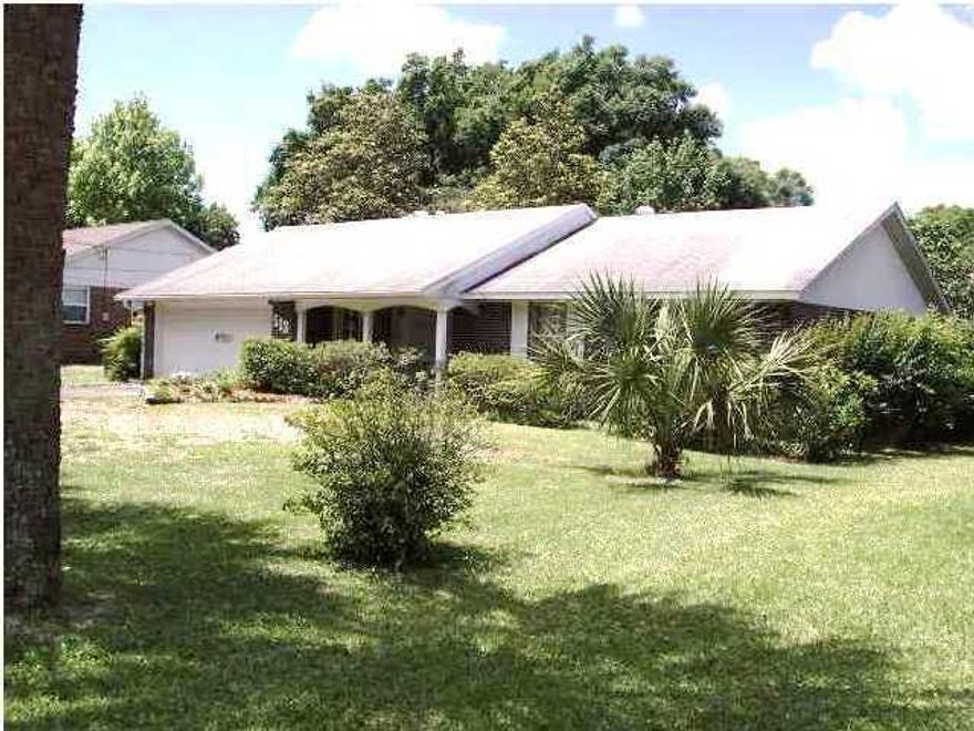 Price reduced over $15,000! This one won't last long on the market. Bring your family to the highly sought after area of Kenwood to see this all brick nice family home. This 3BR/2BA ranch style home is the best value in the area. Open kitchen has a pantry with loads of cabinets and is attached to dining and family room and the heated and cooled Florida Room is a great space for game /playroom or office. Don't miss your opportunity to make this house your home. The sidewalks in this centrally located neighborhood are great for families. Home is a short bike ride or walk to schools, neighborhood parks, and golf course and tennis courts with NO ASSOCIATION FEES! Eglin and Hurlburt Air Bases are a short 10-minute drive away. All information is believed to be correct but should be verified