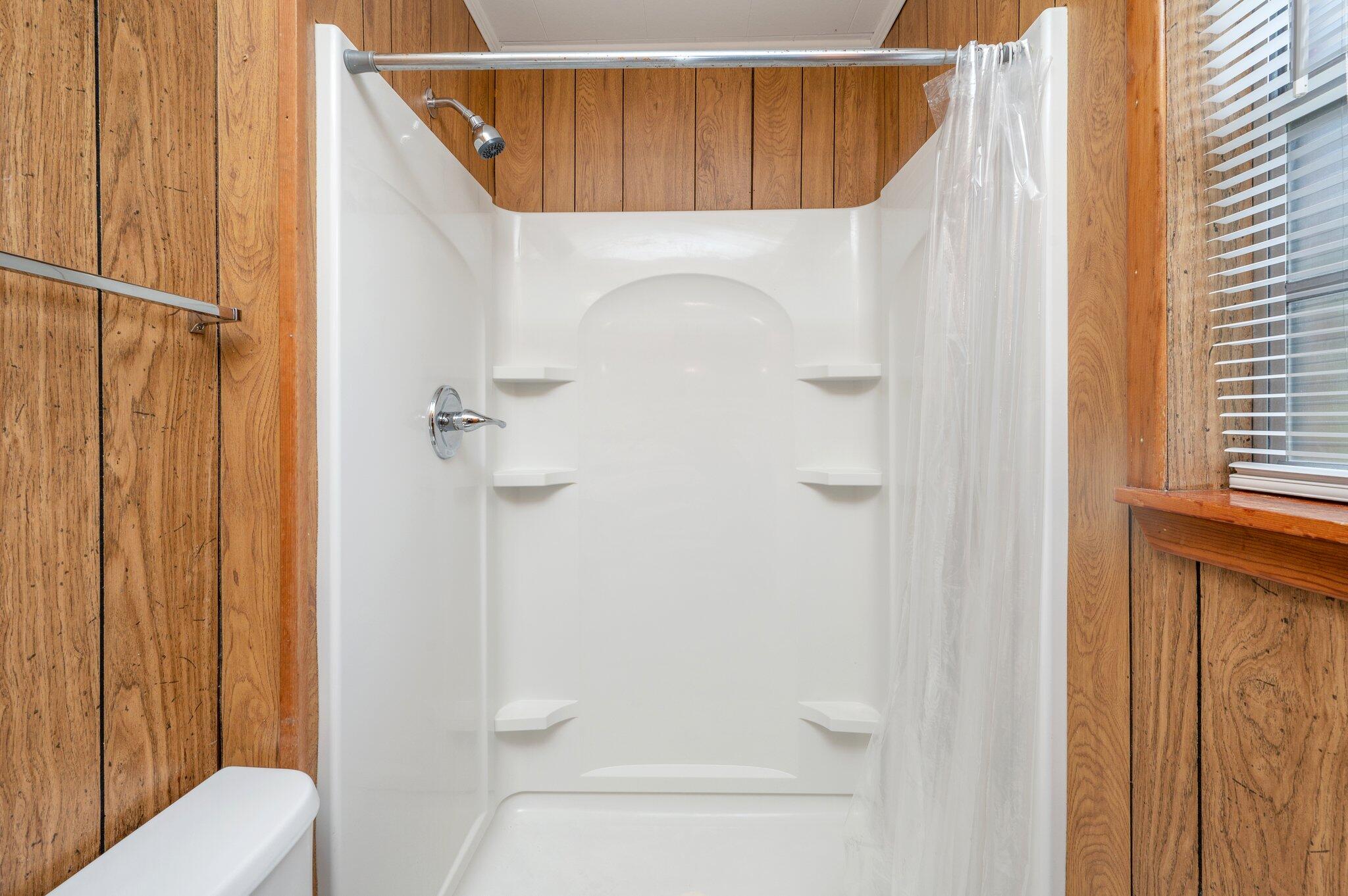 METES & BOUNDS - Residential Lease