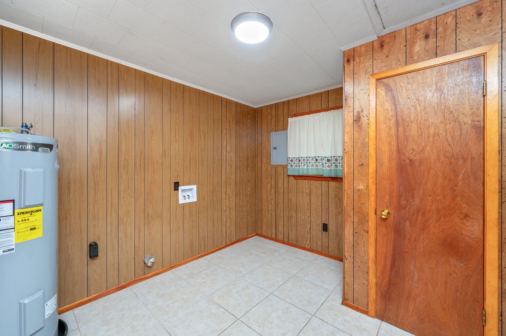 METES & BOUNDS - Residential Lease