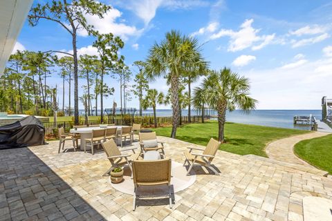 A home in Santa Rosa Beach