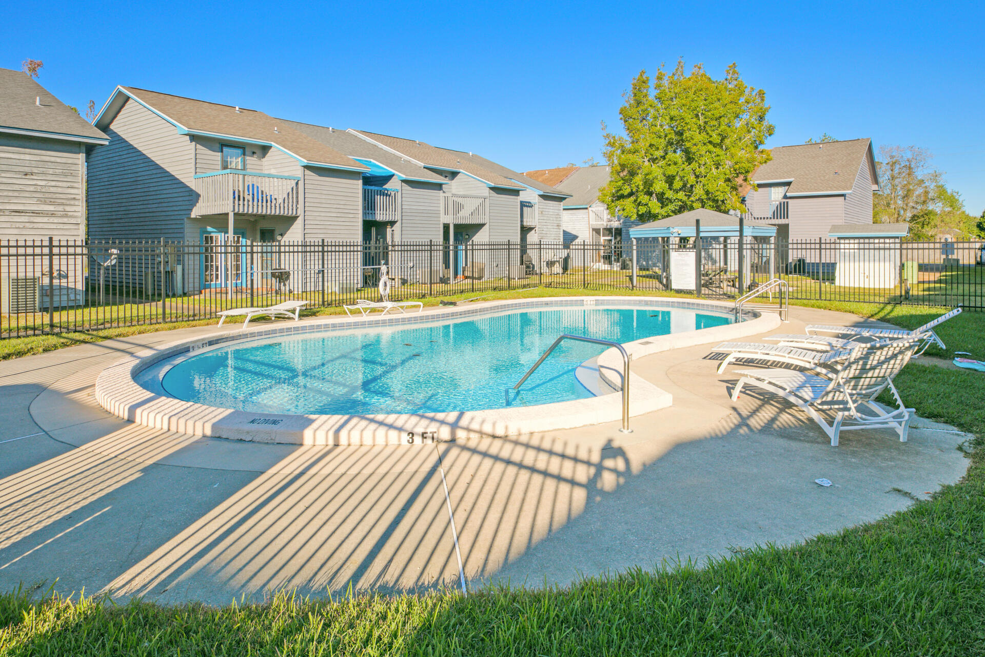 BROWNSVILLE STATION 3 - Residential
