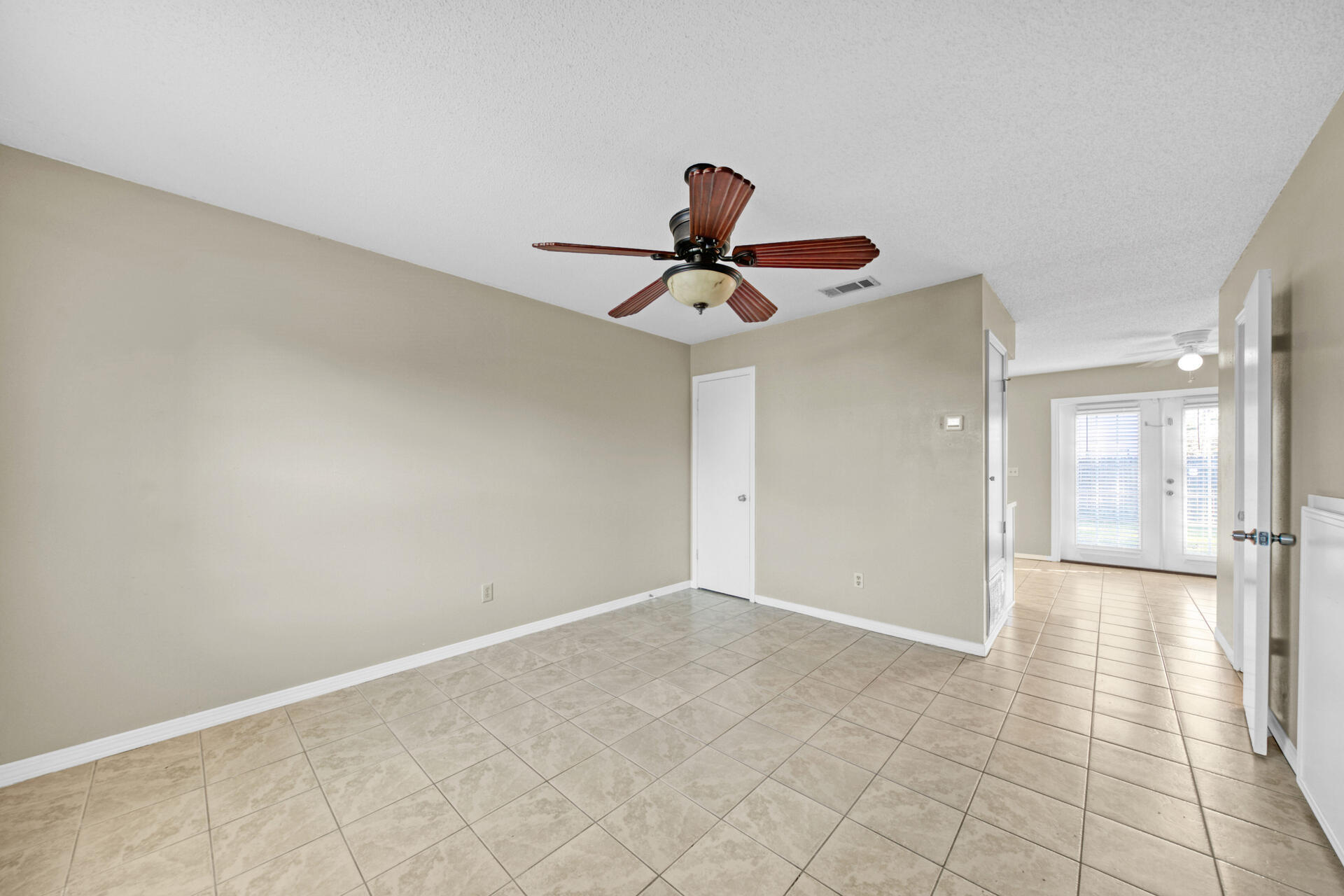 BROWNSVILLE STATION 3 - Residential