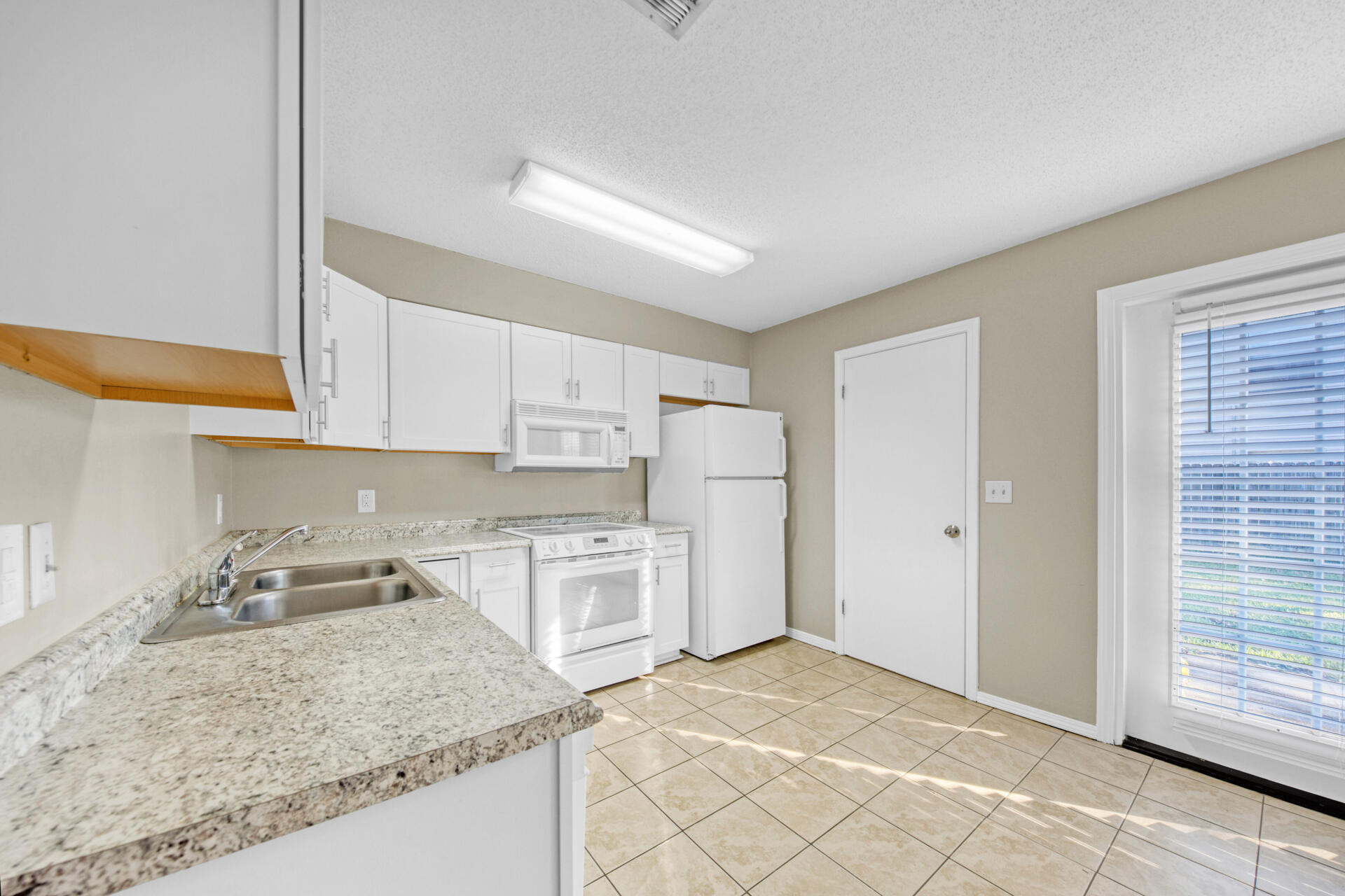 BROWNSVILLE STATION 3 - Residential