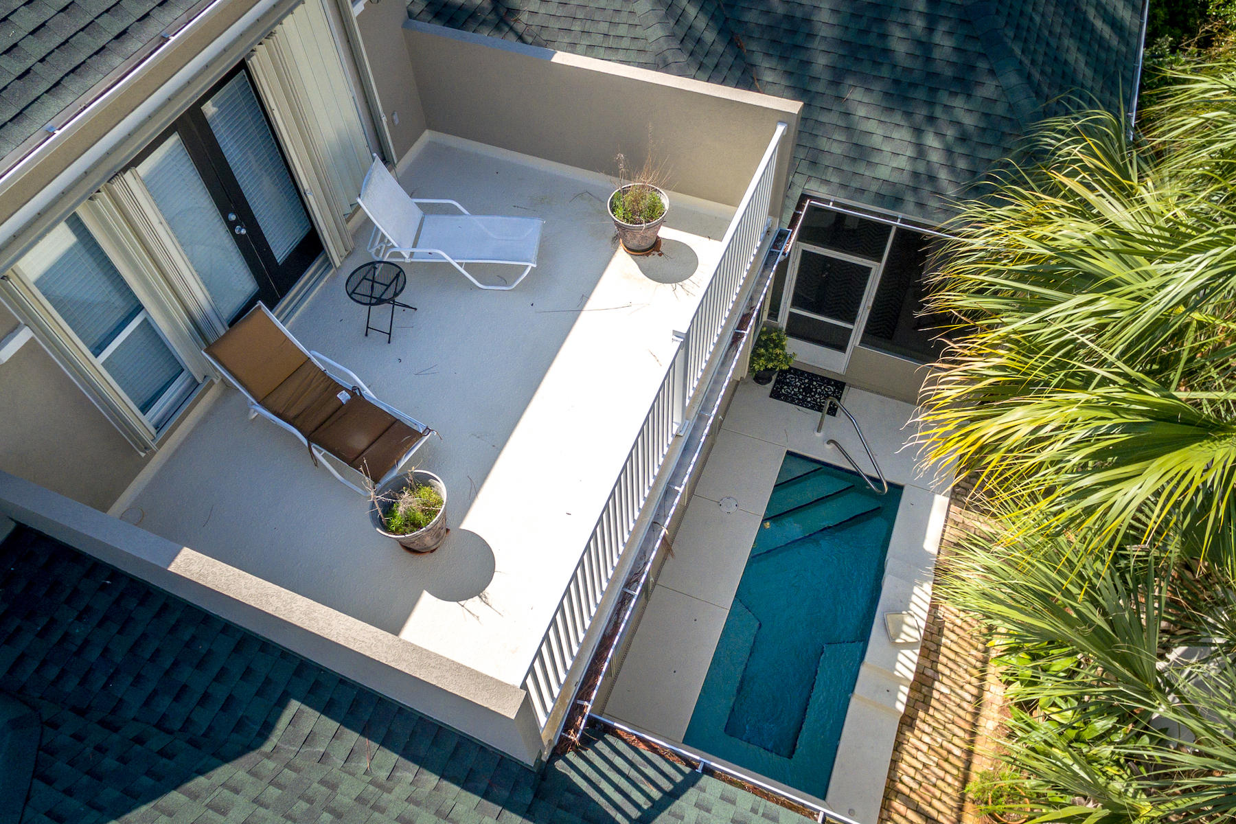 FAIRWAY VILLAS - Residential