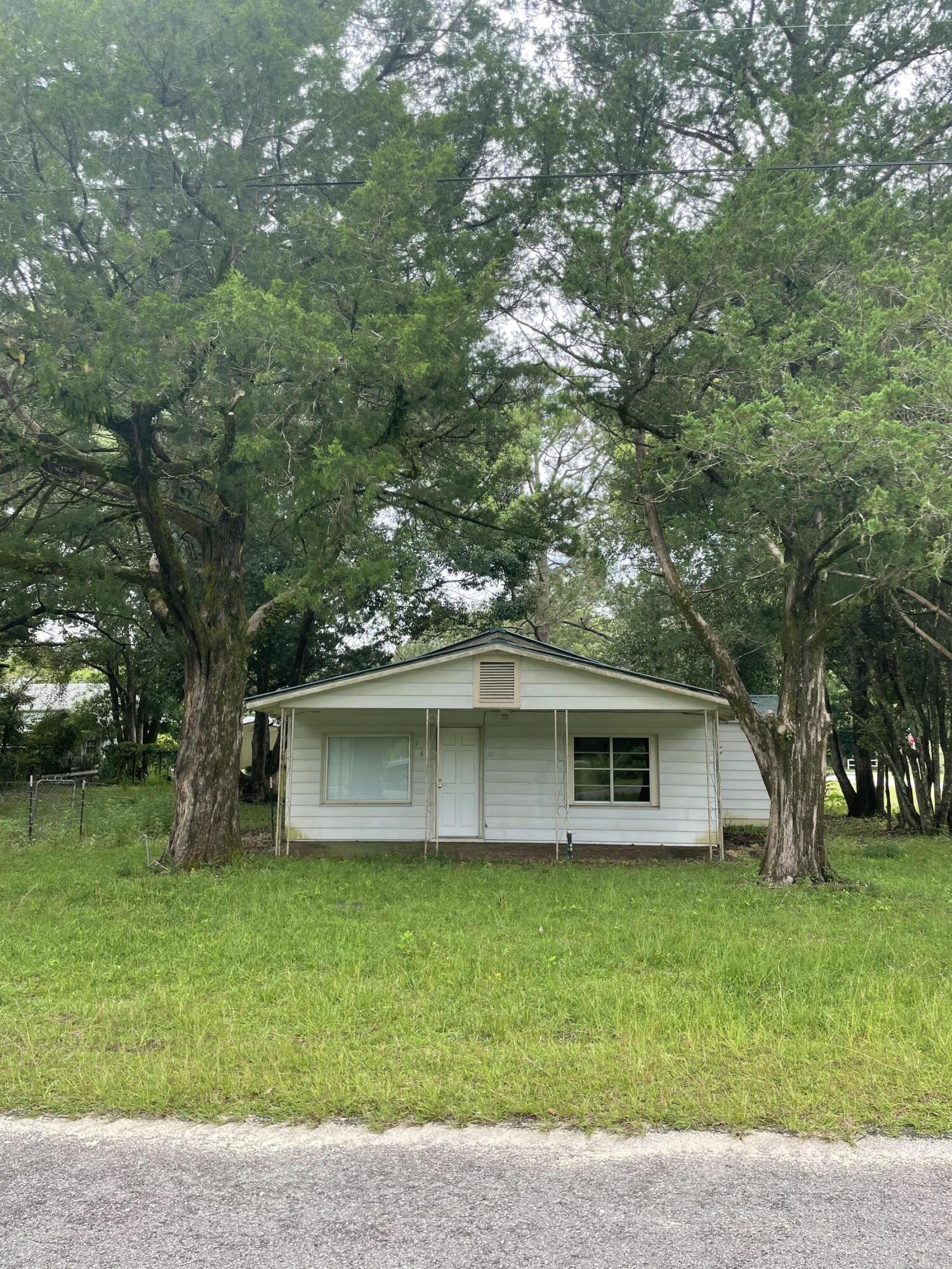 DEFUNIAK SPRINGS TOWN OF - Residential