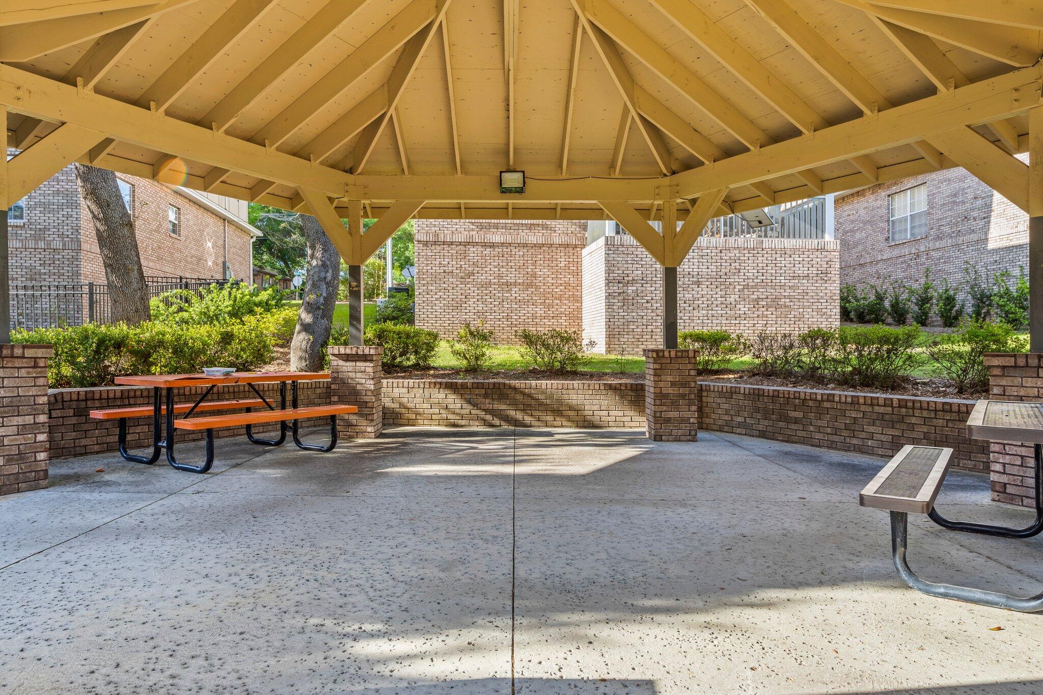 Traditions at Walton Oaks - Residential Lease