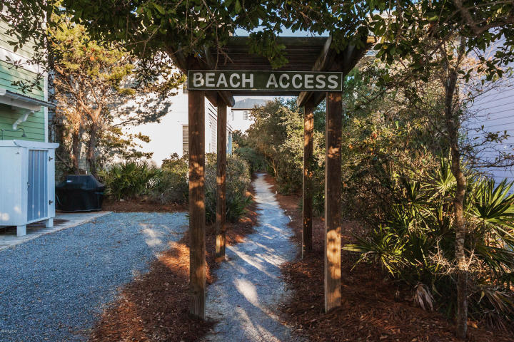 SUMMER'S EDGE - Residential