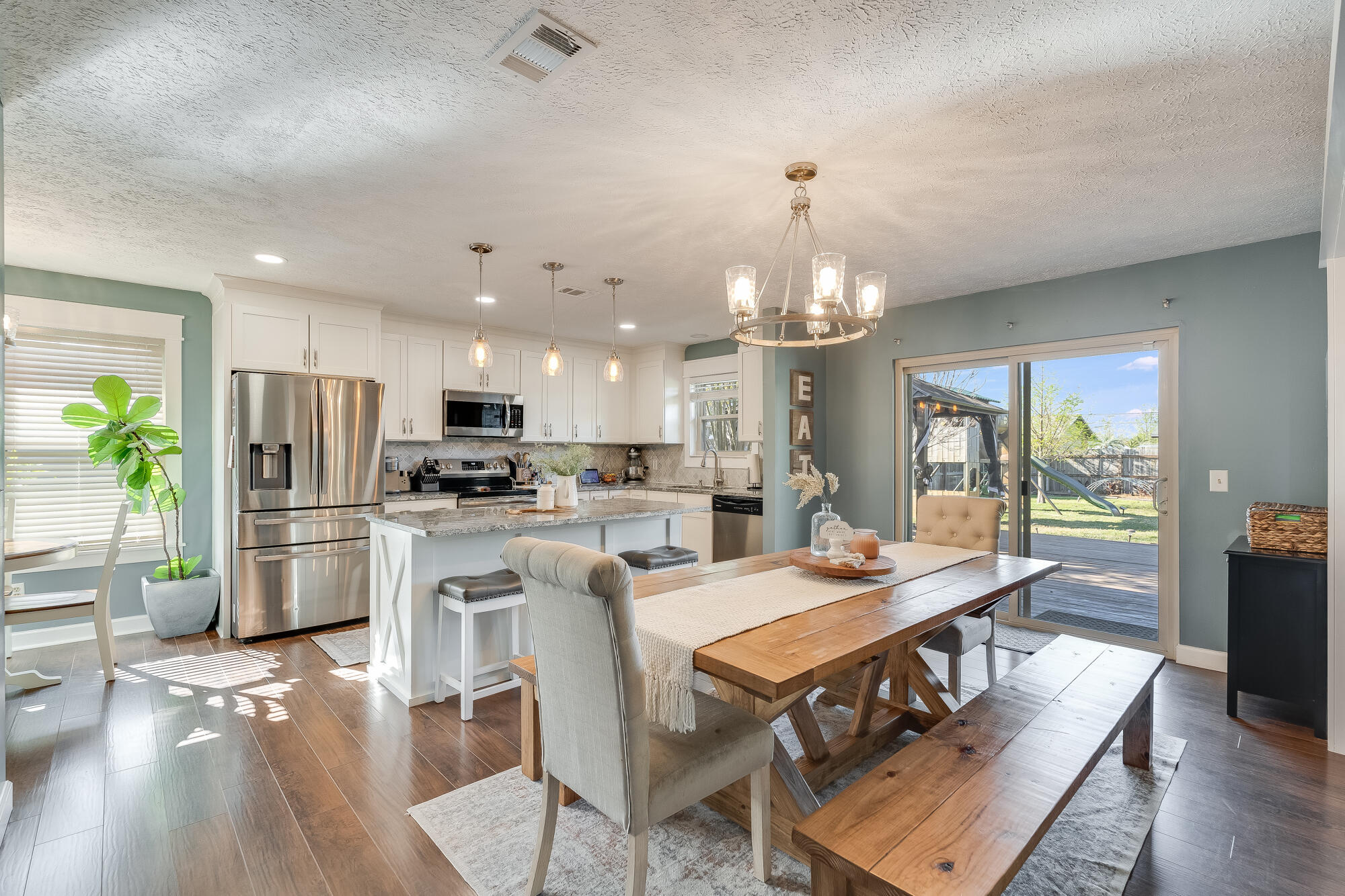 IVY ROAD ESTATES - Residential