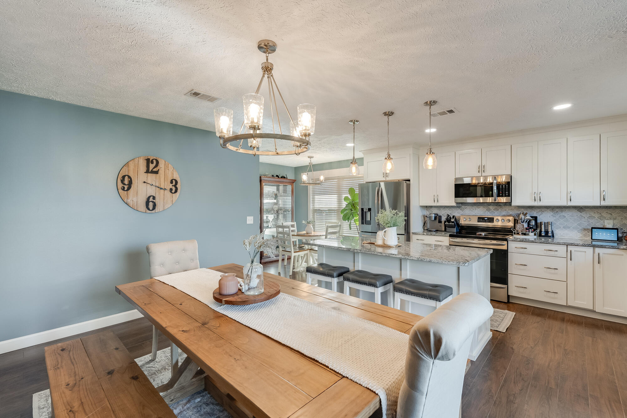 IVY ROAD ESTATES - Residential