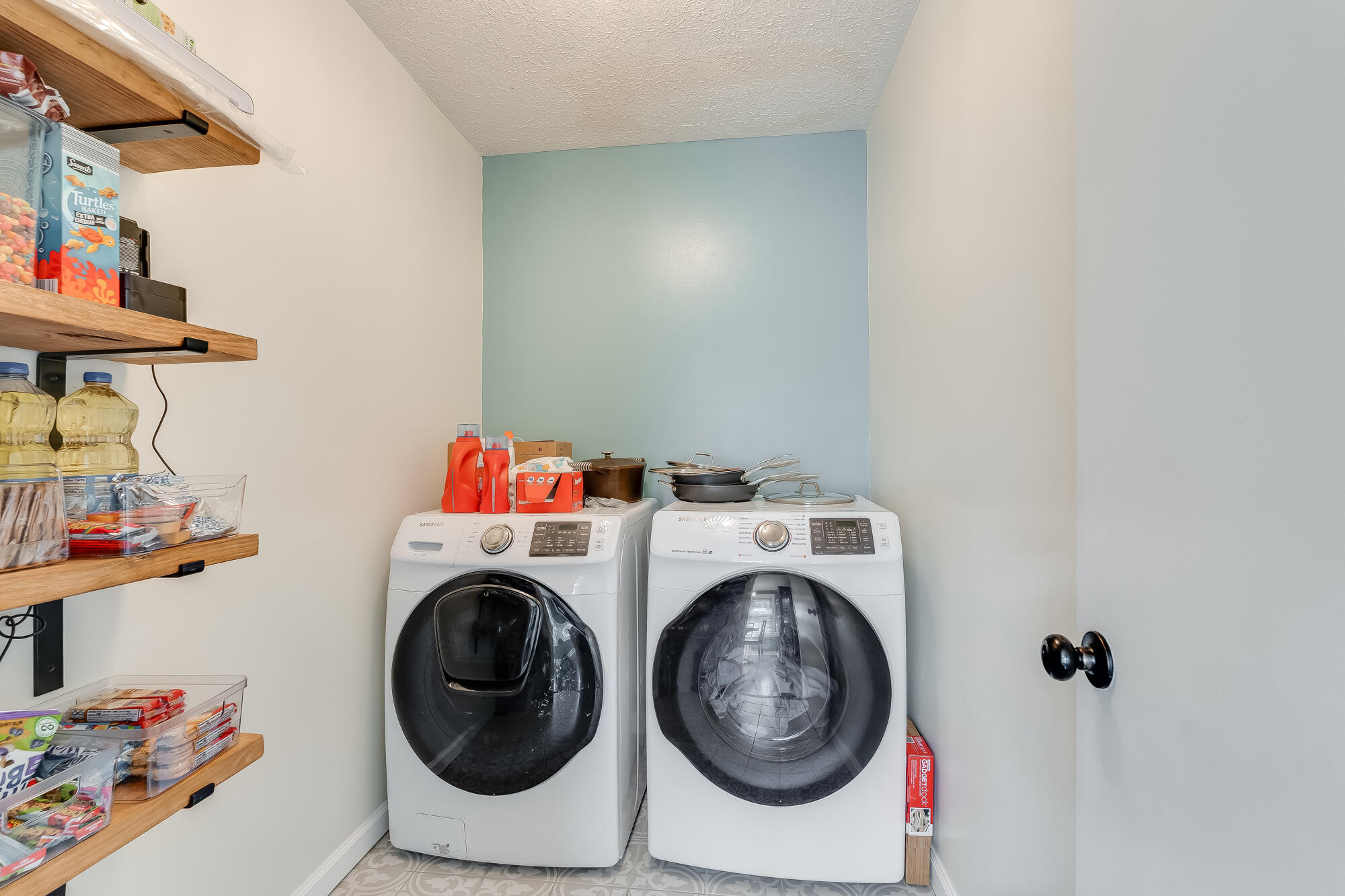 IVY ROAD ESTATES - Residential