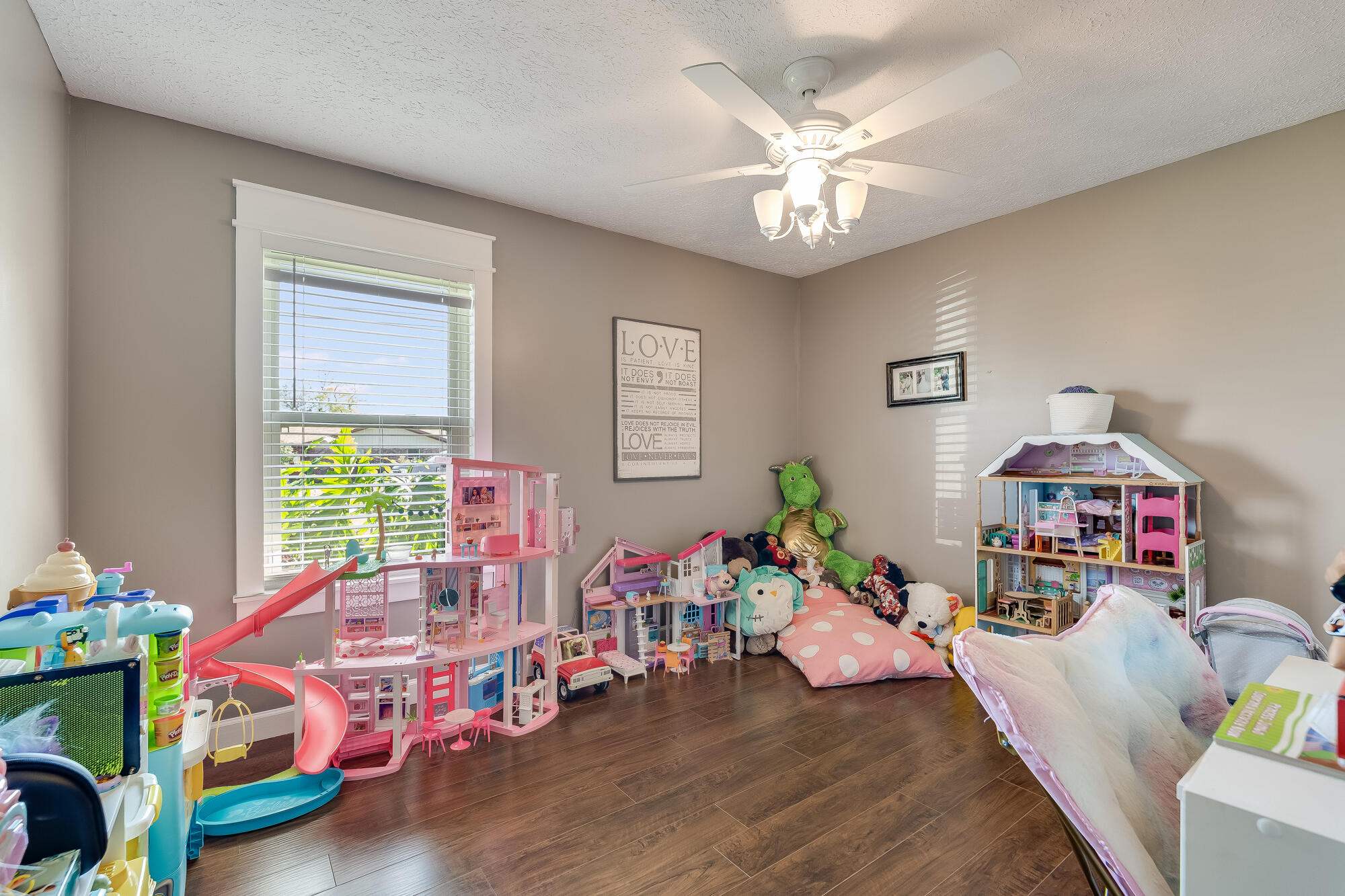 IVY ROAD ESTATES - Residential