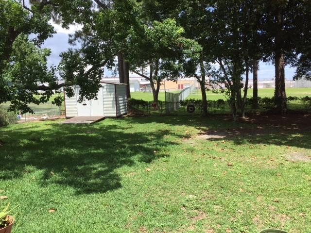 MARY ESTHER ESTATES 4TH ADDN - Residential