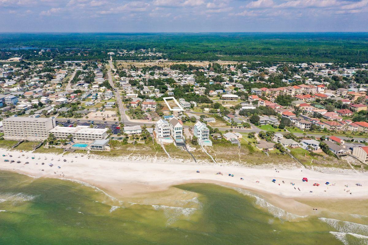 HOLLYWOOD BEACH - Land