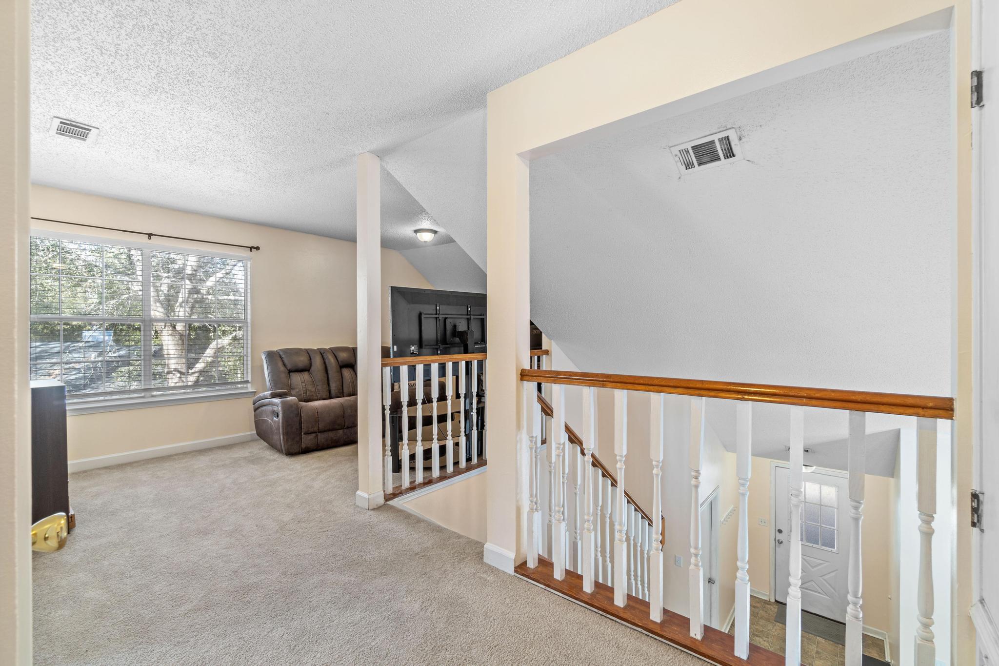 HOLLYROD PARK - Residential