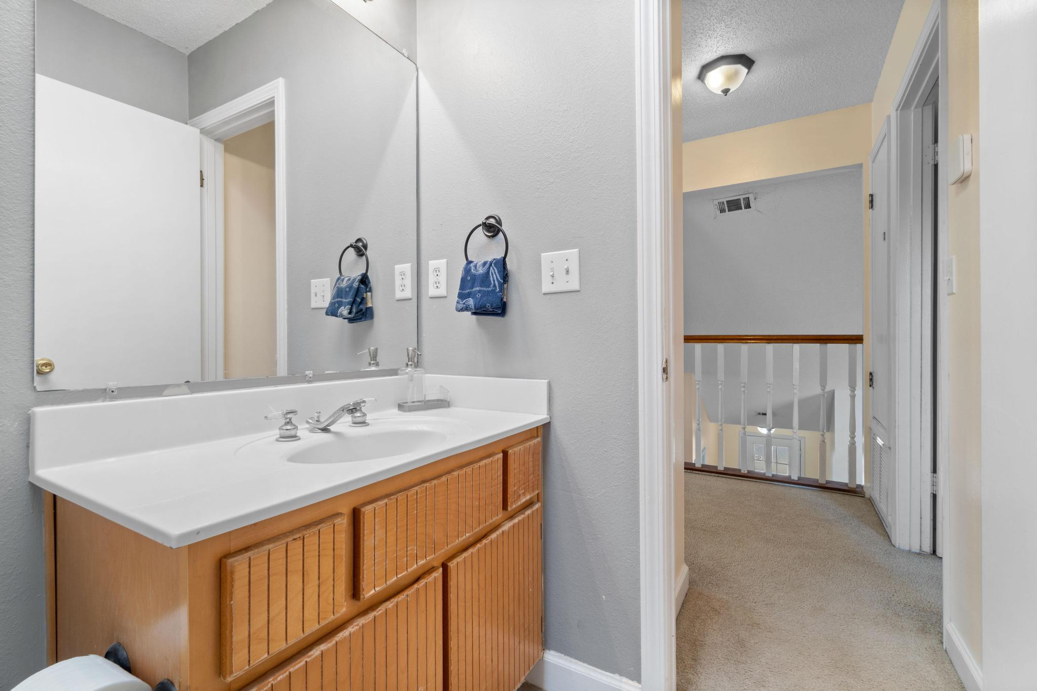 HOLLYROD PARK - Residential